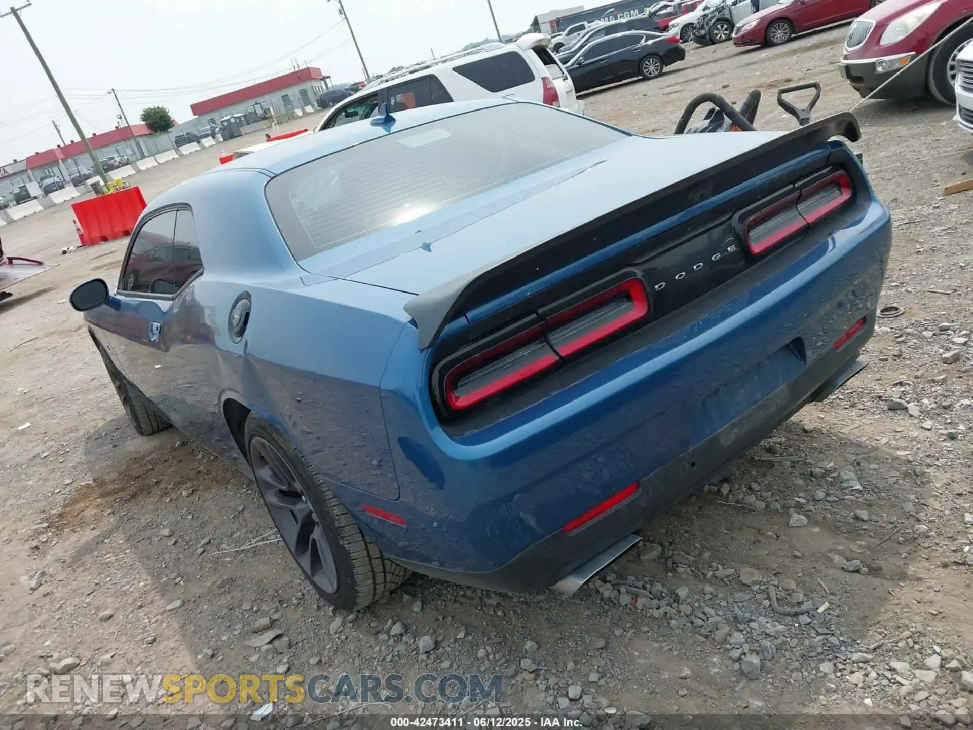 3 Фотография поврежденного автомобиля 2C3CDZFJXLH146643 DODGE CHALLENGER 2020