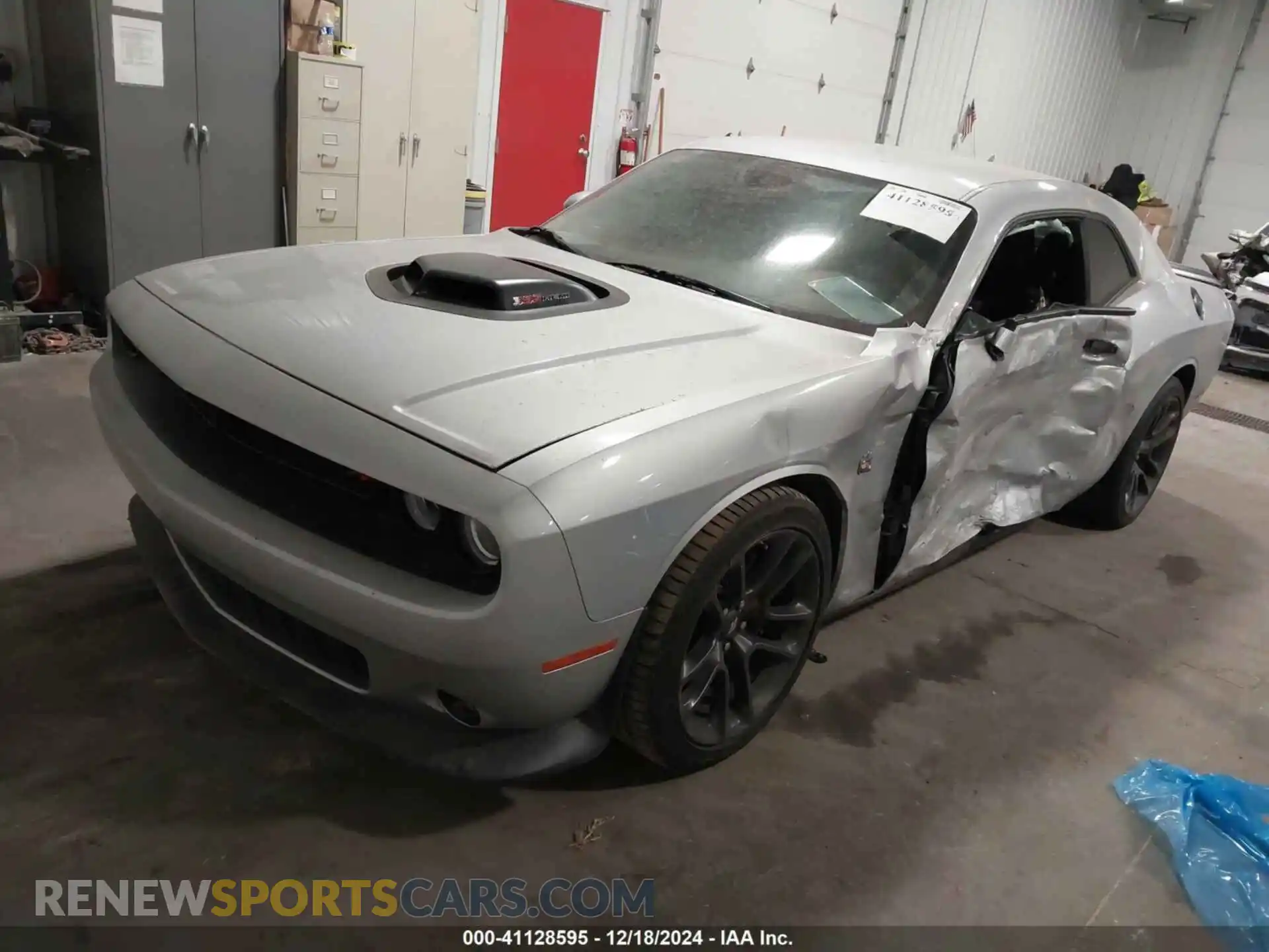 2 fotografías del automóvil dañado 2C3CDZFJXLH205447 DODGE CHALLENGER 2020