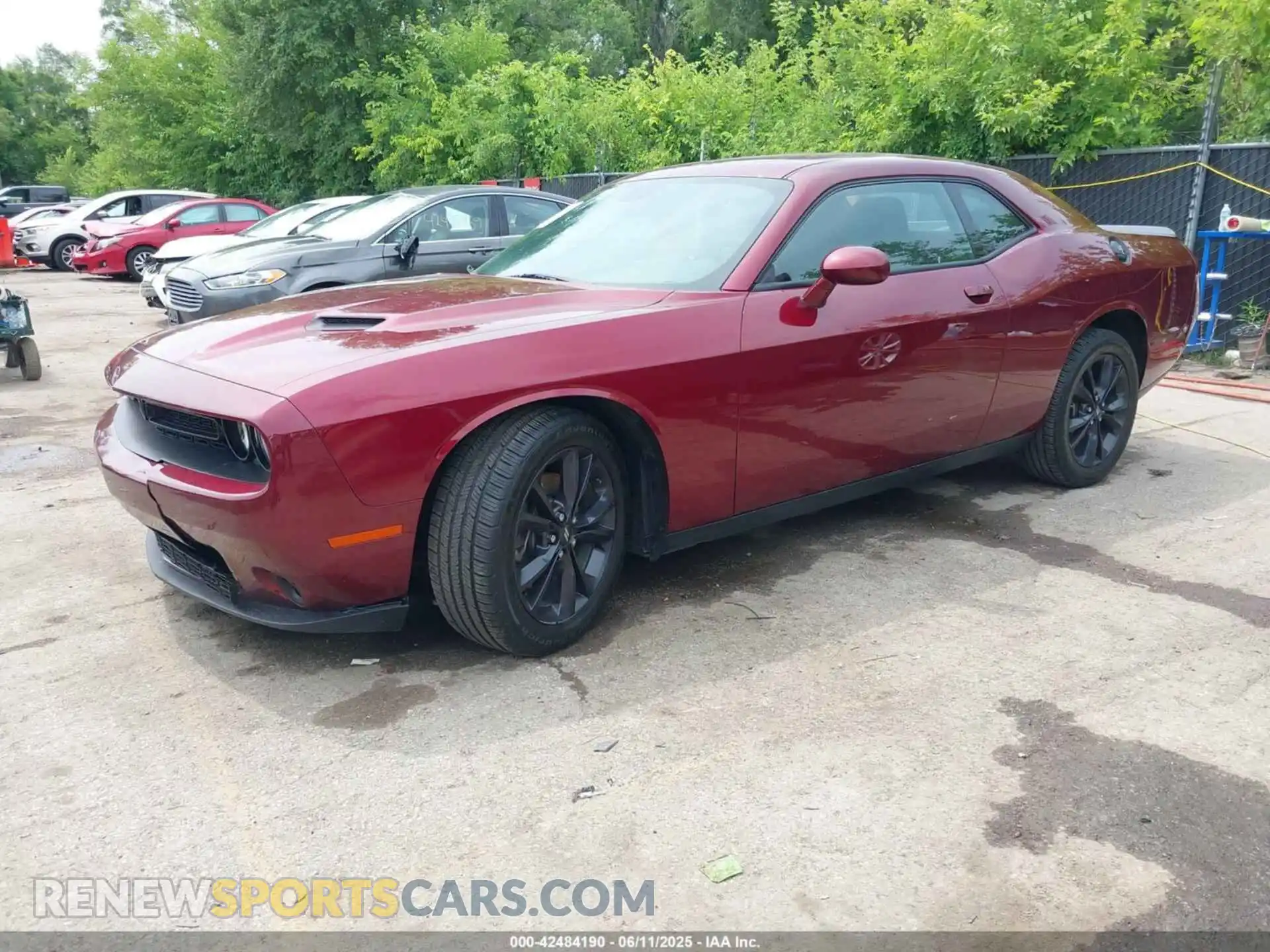 2 Photograph of a damaged car 2C3CDZGG3LH152691 DODGE CHALLENGER 2020
