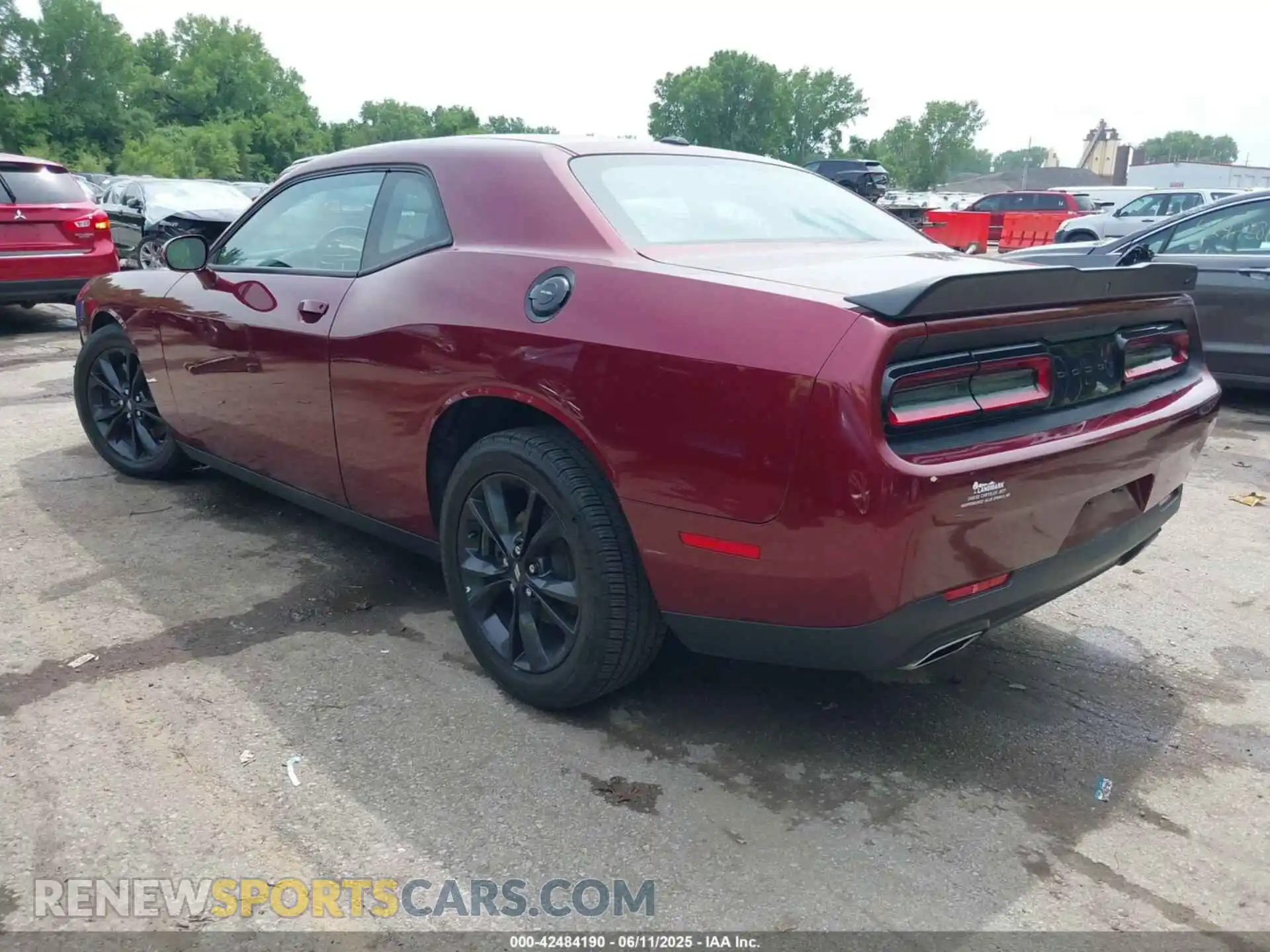 3 Photograph of a damaged car 2C3CDZGG3LH152691 DODGE CHALLENGER 2020