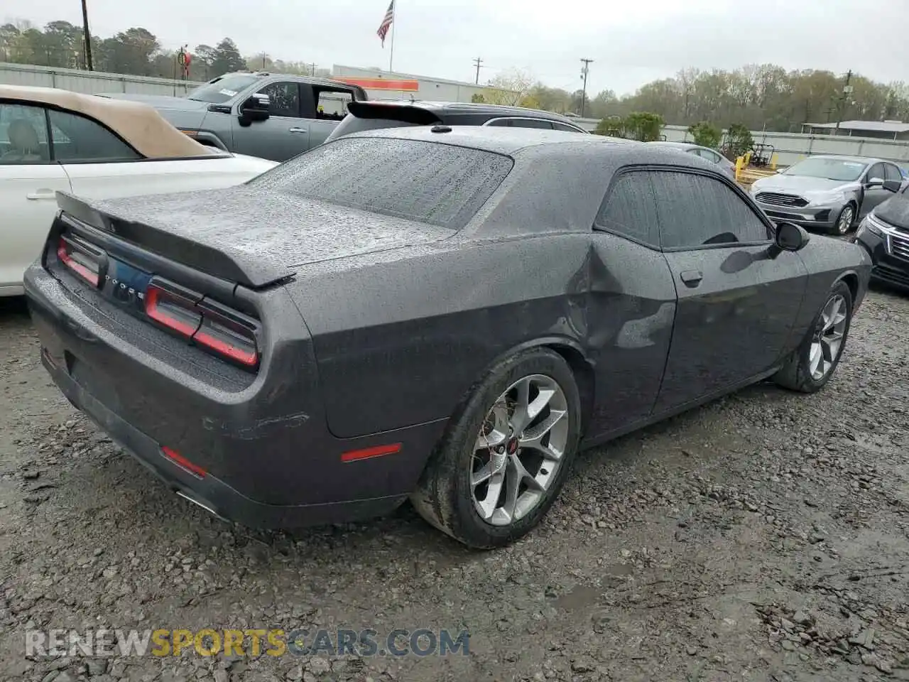 3 Photograph of a damaged car 2C3CDZJG6LH112873 DODGE CHALLENGER 2020
