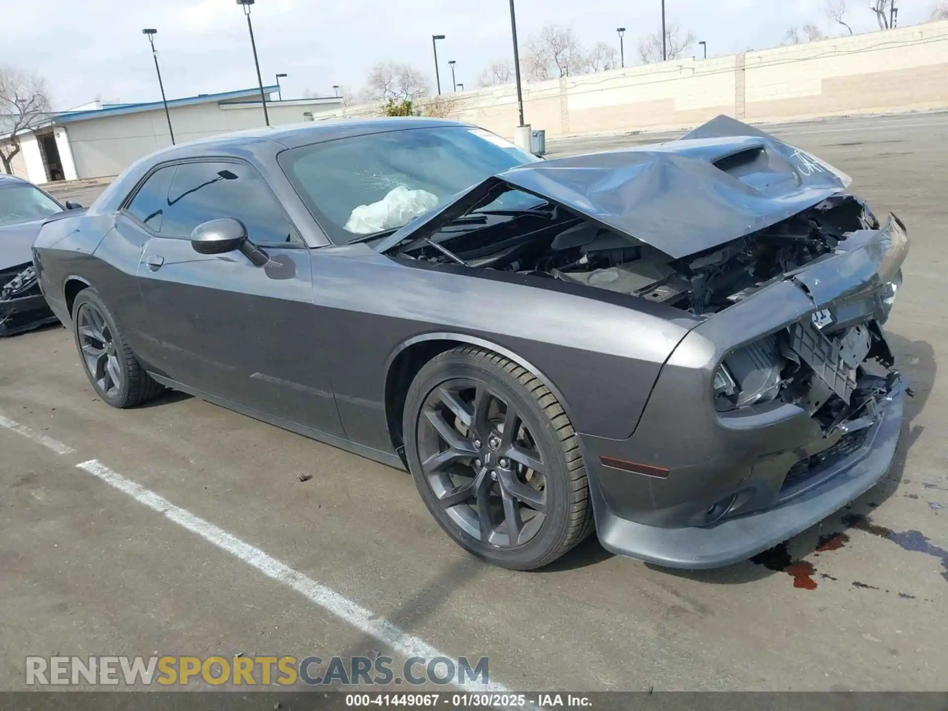 1 Photograph of a damaged car 2C3CDZJG6LH254060 DODGE CHALLENGER 2020