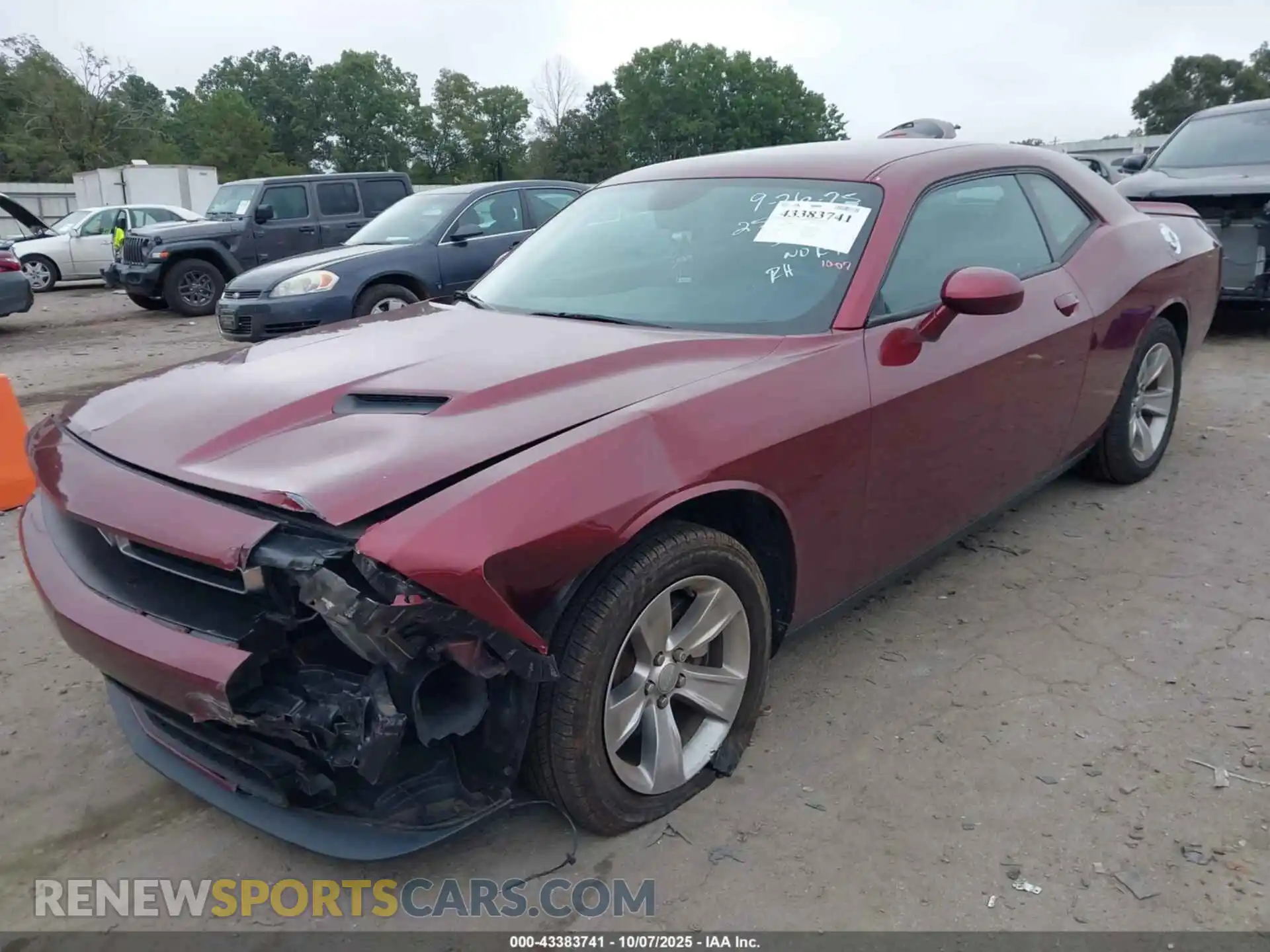 2 Photograph of a damaged car 2C3CDZAG1MH615826 DODGE CHALLENGER 2021