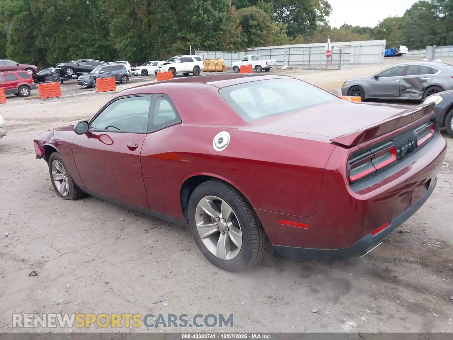 3 Photograph of a damaged car 2C3CDZAG1MH615826 DODGE CHALLENGER 2021
