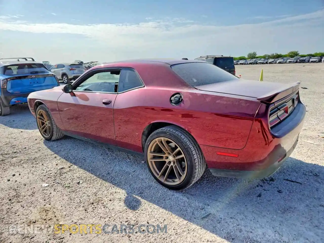 2 fotografías del automóvil dañado 2C3CDZAG2MH520854 DODGE CHALLENGER 2021