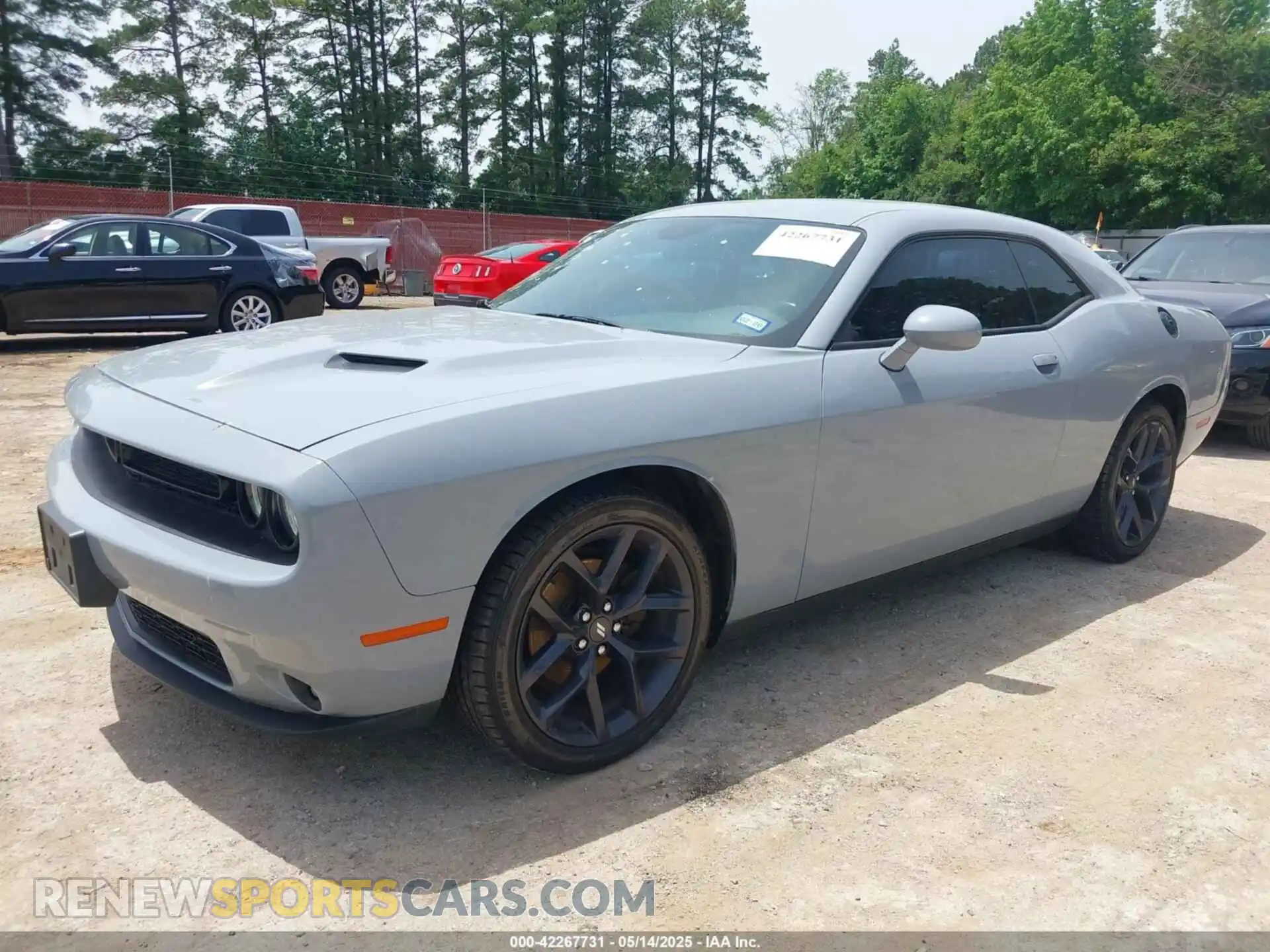 2 Photograph of a damaged car 2C3CDZAG4MH577265 DODGE CHALLENGER 2021