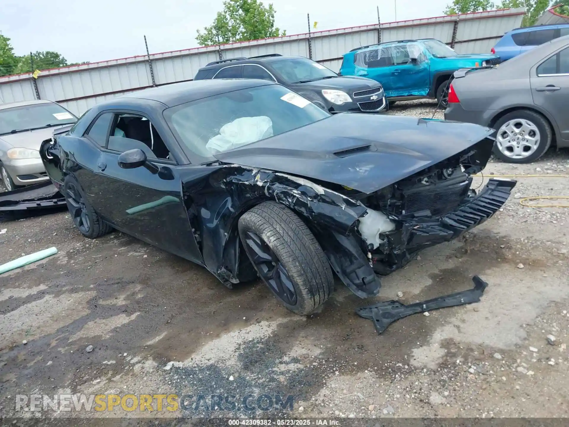 1 Photograph of a damaged car 2C3CDZAG9MH573390 DODGE CHALLENGER 2021