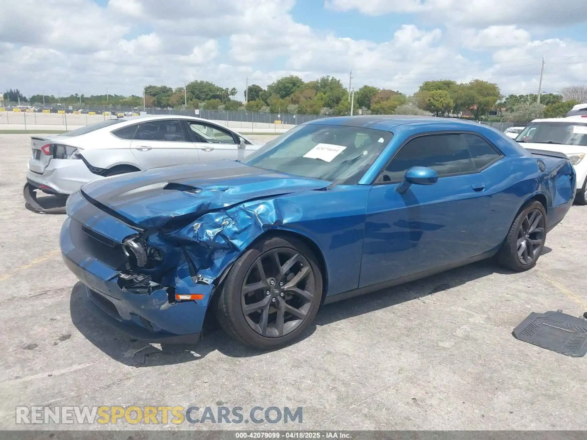 2 fotografías del automóvil dañado 2C3CDZAG9MH586799 DODGE CHALLENGER 2021