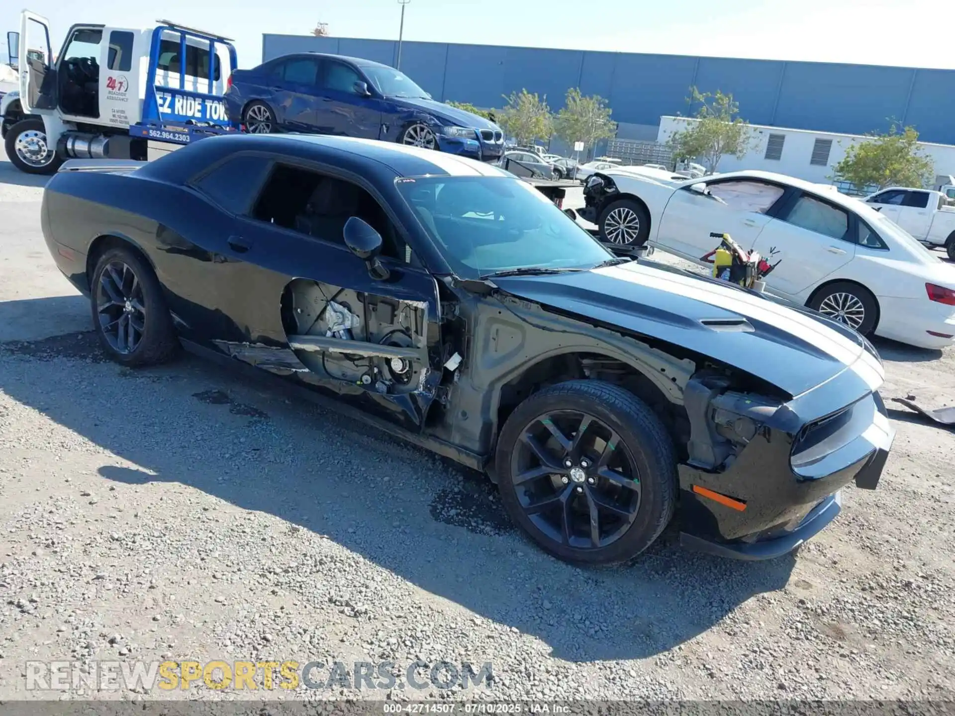 1 Photograph of a damaged car 2C3CDZAGXMH508113 DODGE CHALLENGER 2021