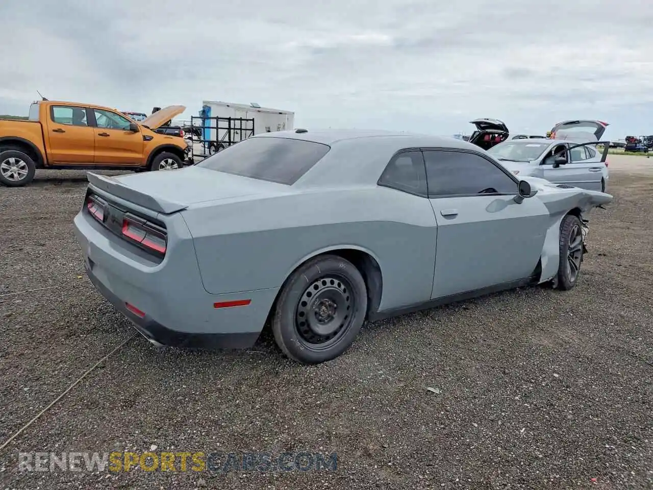 3 Photograph of a damaged car 2C3CDZBT0MH593913 DODGE CHALLENGER 2021
