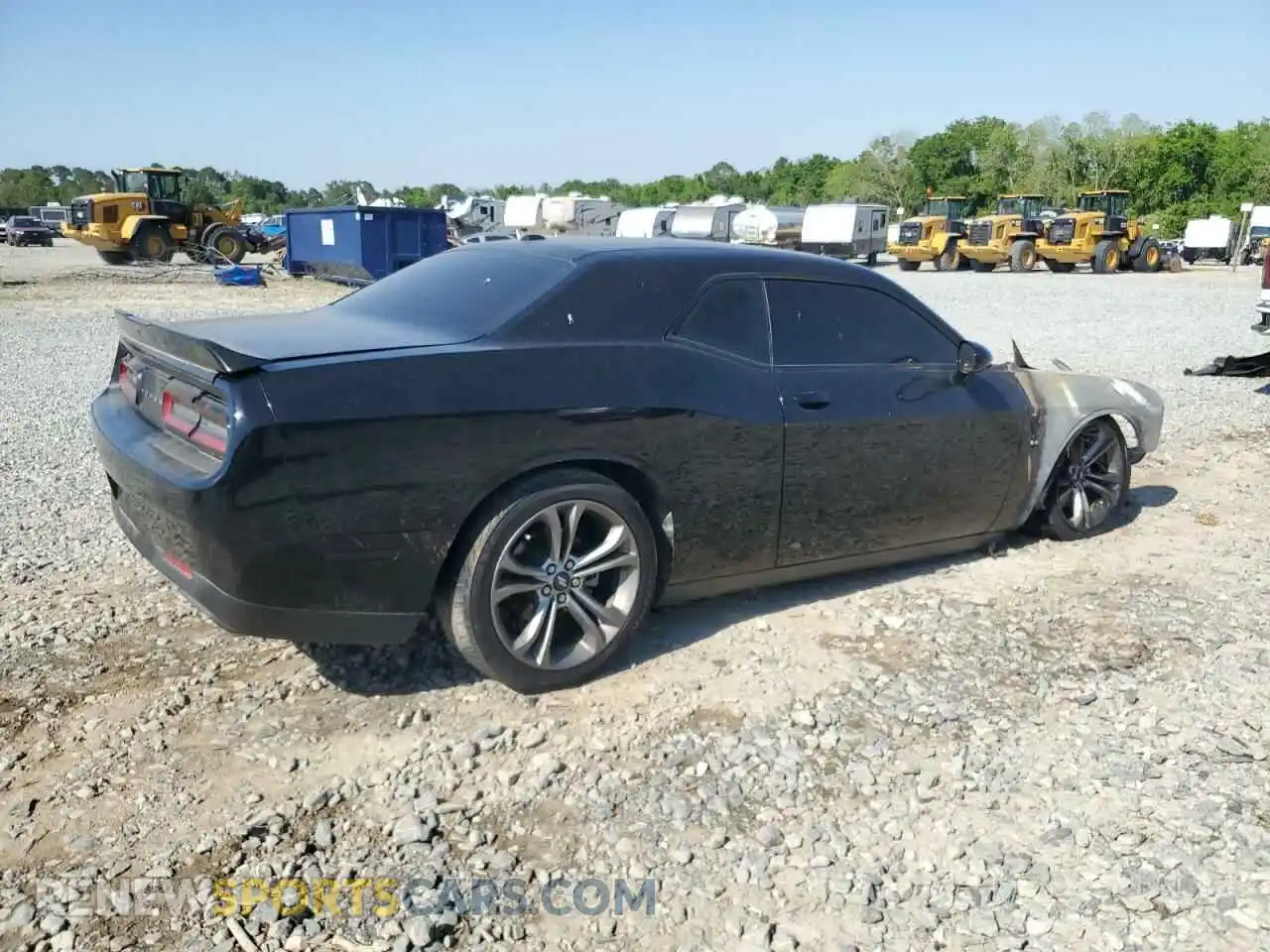 3 Photograph of a damaged car 2C3CDZBT1MH546468 DODGE CHALLENGER 2021