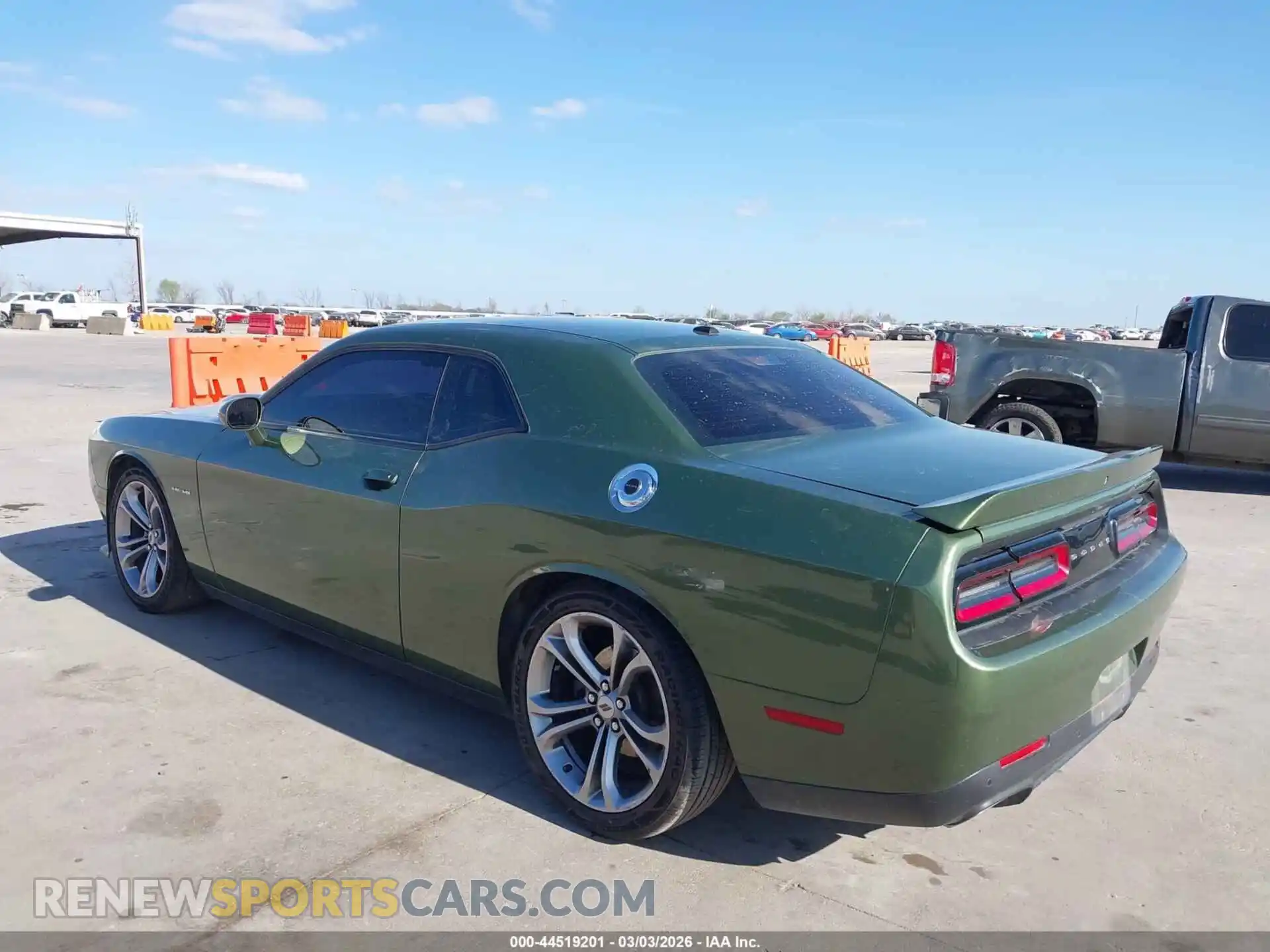 3 fotografías del automóvil dañado 2C3CDZBT2MH524754 DODGE CHALLENGER 2021