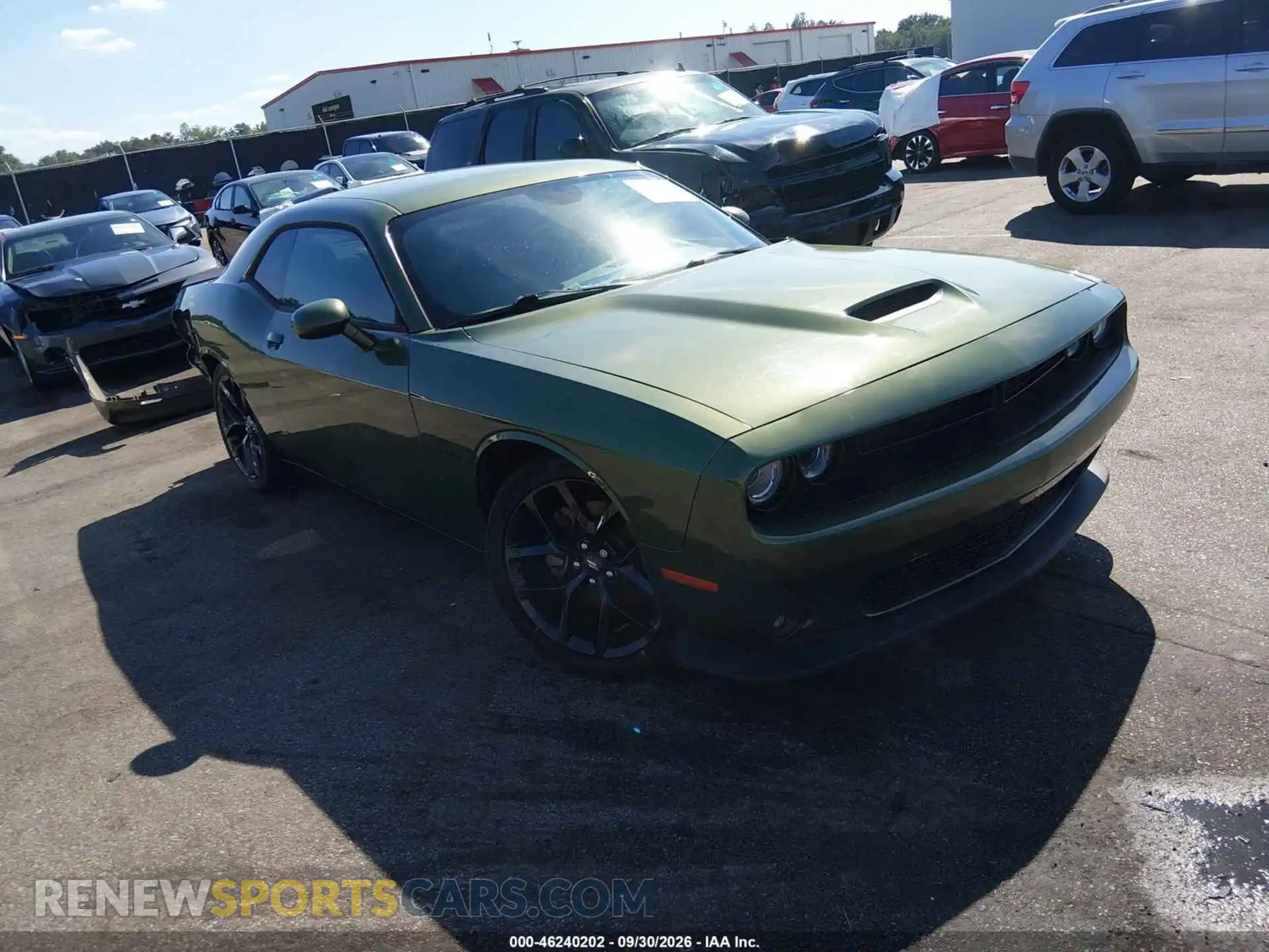 1 Photograph of a damaged car 2C3CDZBT3MH564521 DODGE CHALLENGER 2021