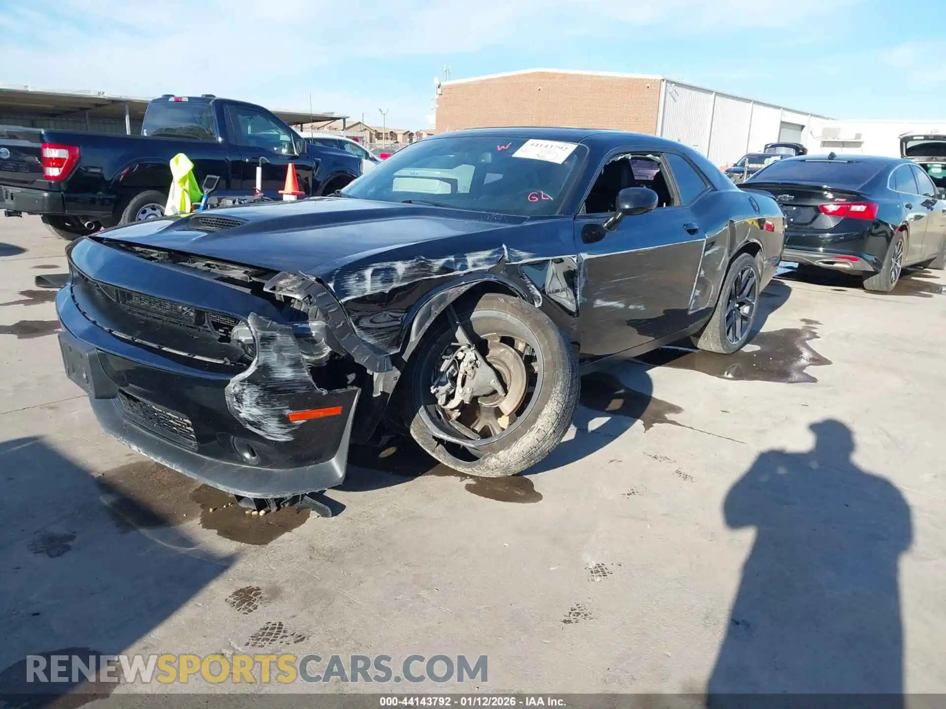 2 Photograph of a damaged car 2C3CDZBT5MH513506 DODGE CHALLENGER 2021