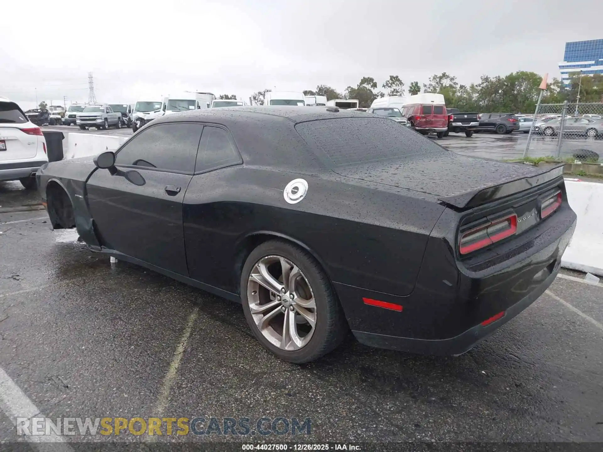 3 Photograph of a damaged car 2C3CDZBT5MH546361 DODGE CHALLENGER 2021