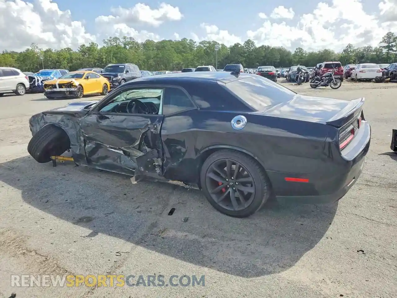 2 Photograph of a damaged car 2C3CDZBT6MH606664 DODGE CHALLENGER 2021