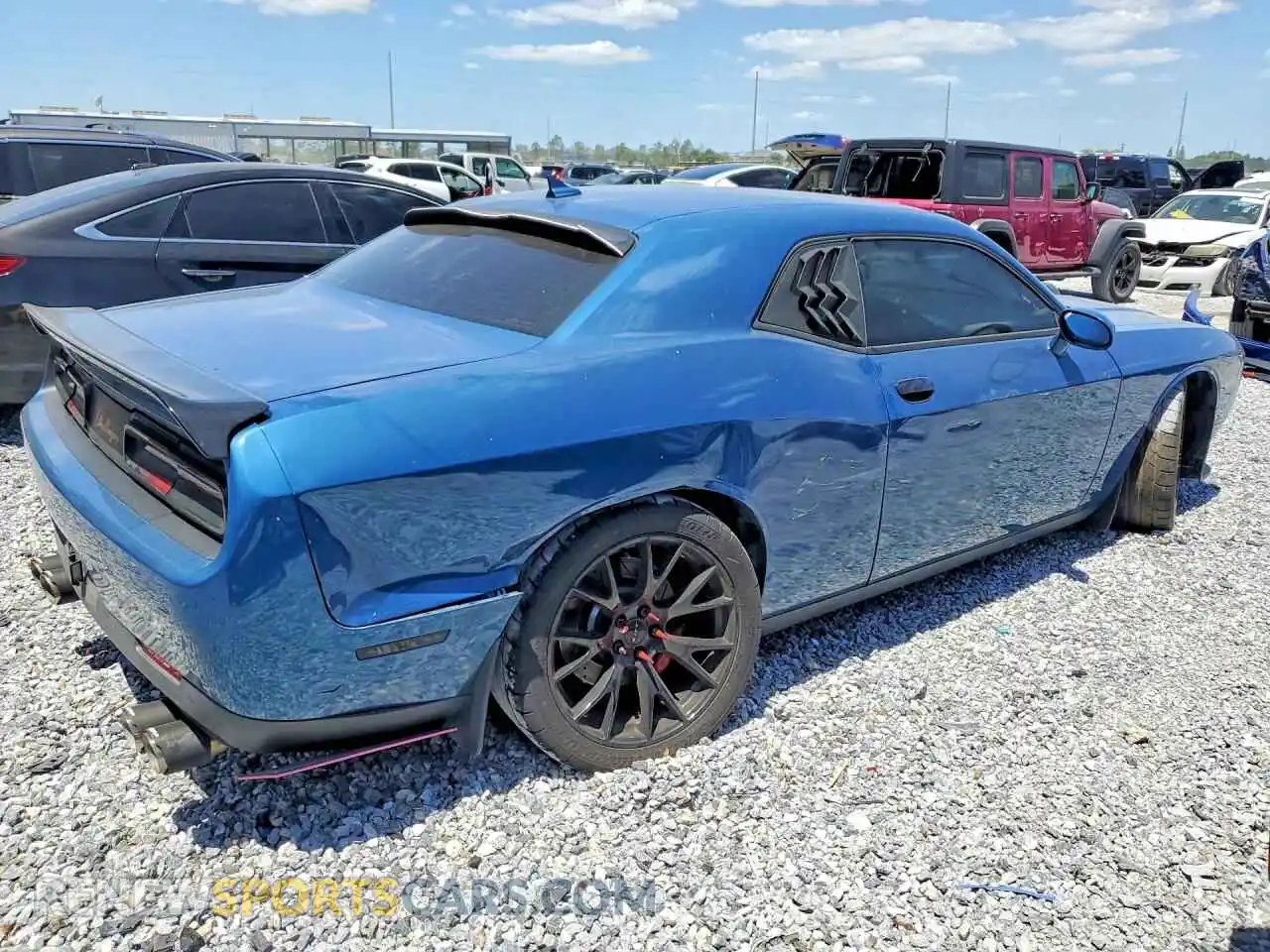 3 Photograph of a damaged car 2C3CDZBT6MH623898 DODGE CHALLENGER 2021