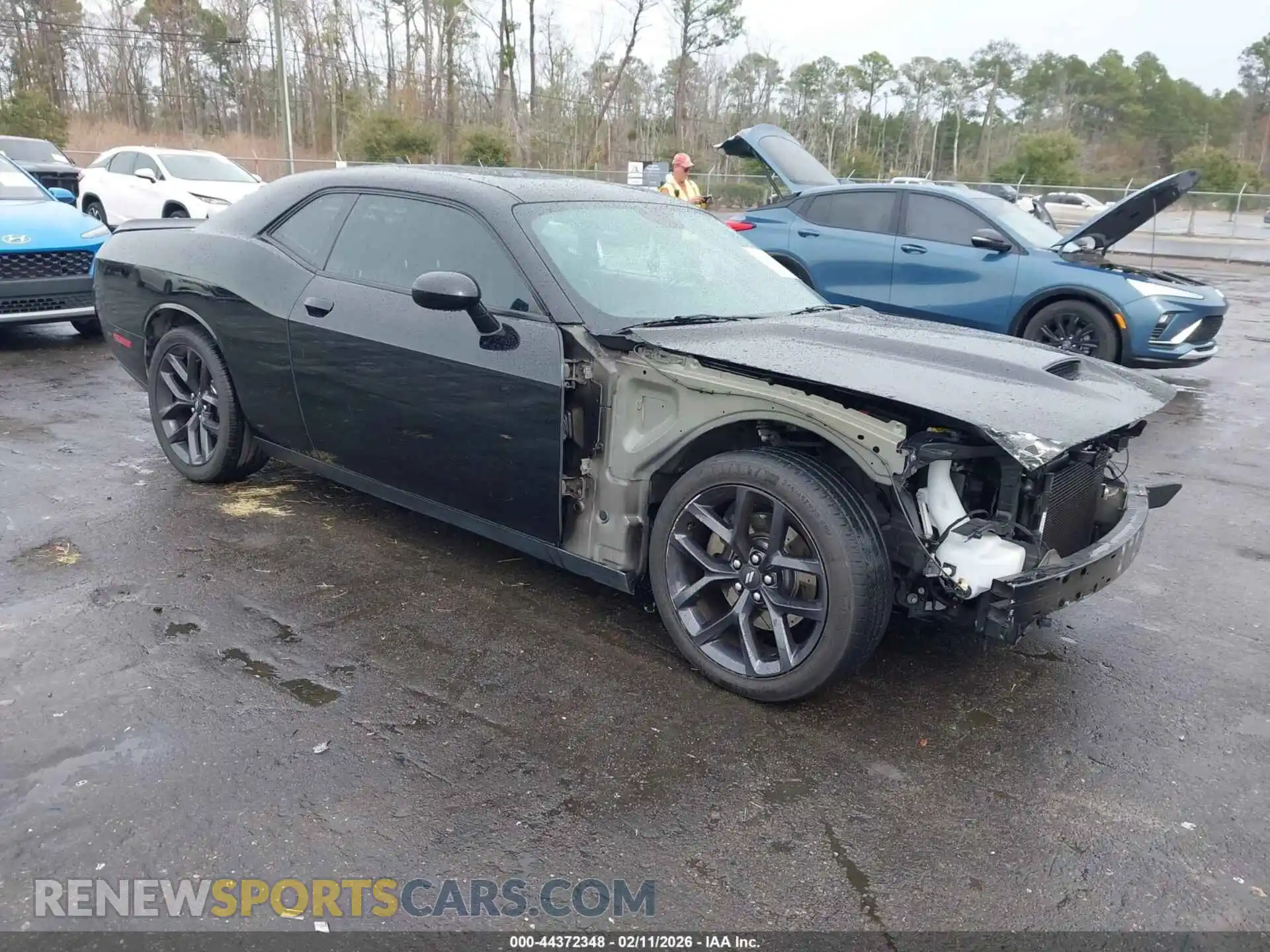1 Photograph of a damaged car 2C3CDZBT7MH555773 DODGE CHALLENGER 2021