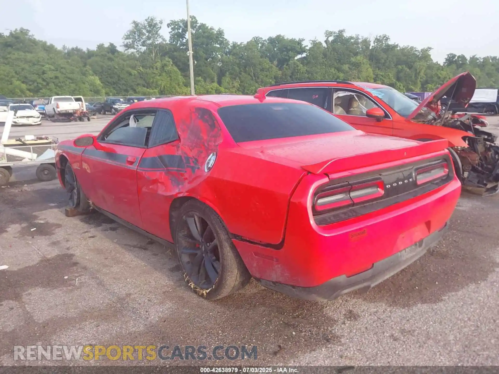 3 Photograph of a damaged car 2C3CDZBT7MH592886 DODGE CHALLENGER 2021