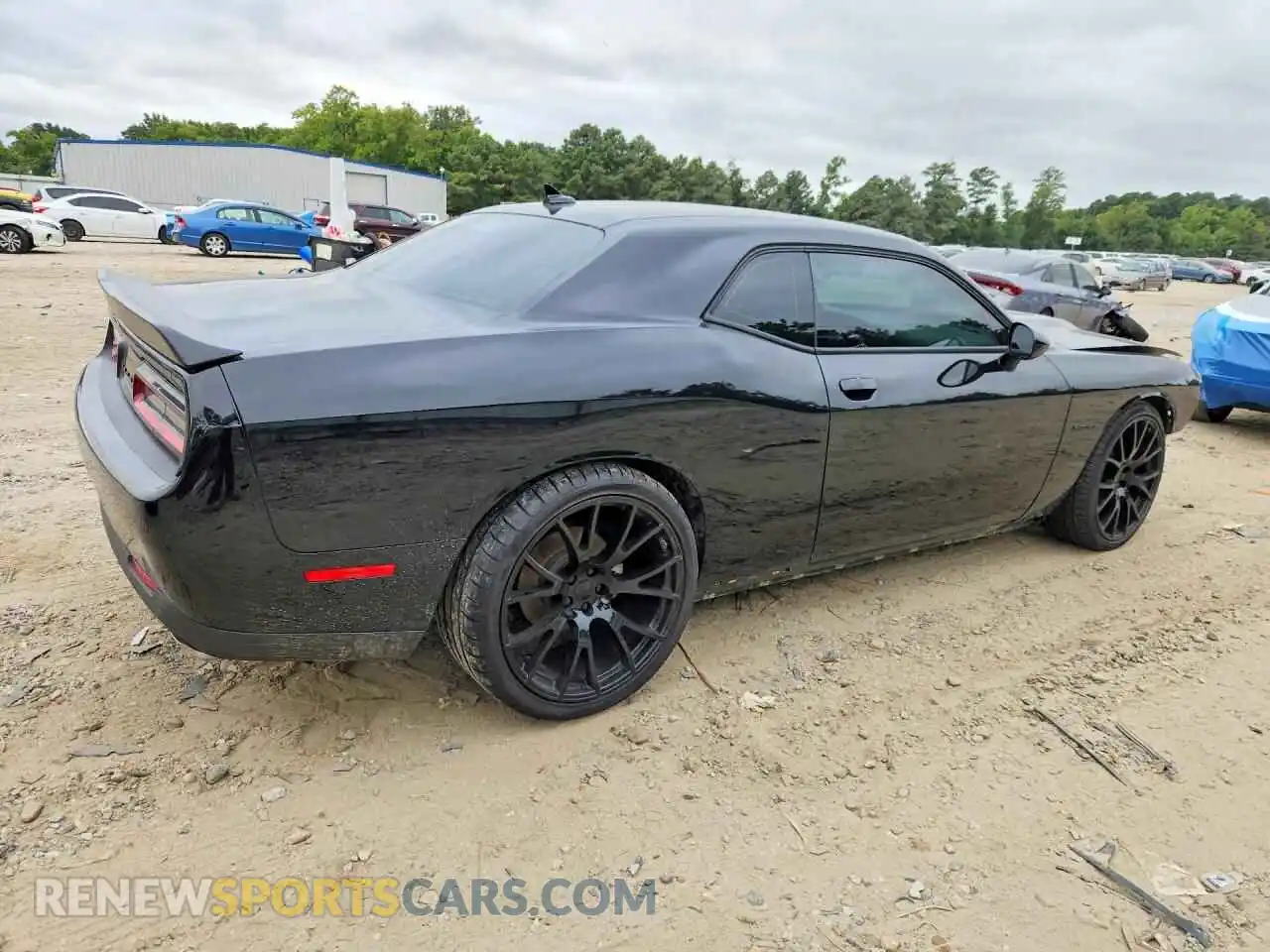 3 Photograph of a damaged car 2C3CDZBT8MH572484 DODGE CHALLENGER 2021
