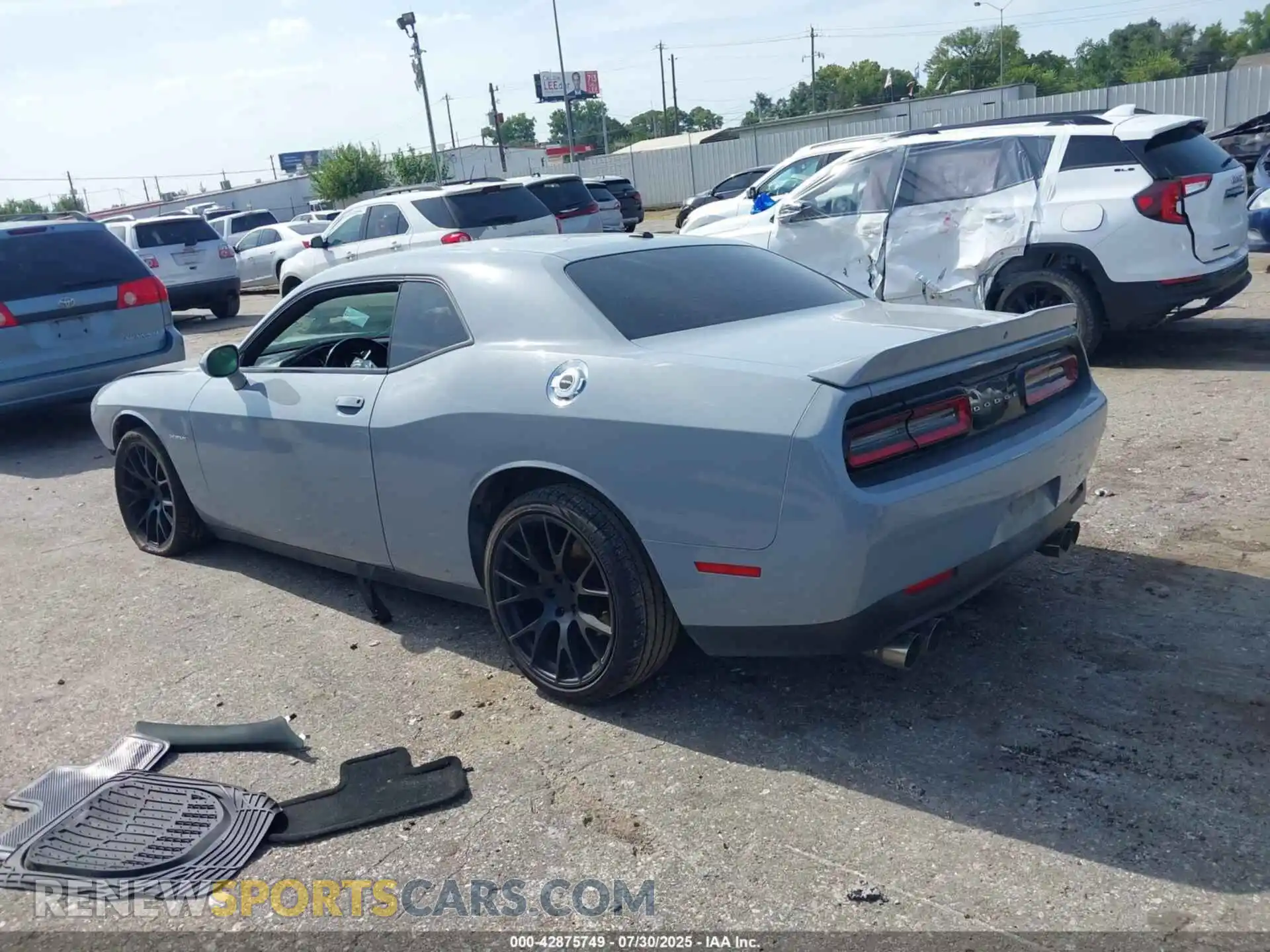 3 Photograph of a damaged car 2C3CDZBT8MH593819 DODGE CHALLENGER 2021