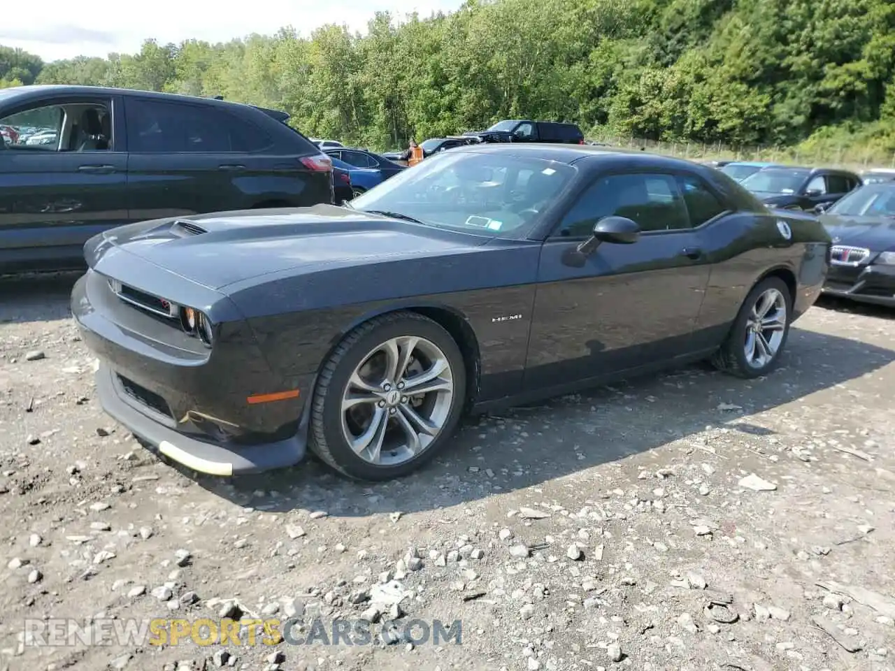 1 Photograph of a damaged car 2C3CDZBTXMH555055 DODGE CHALLENGER 2021