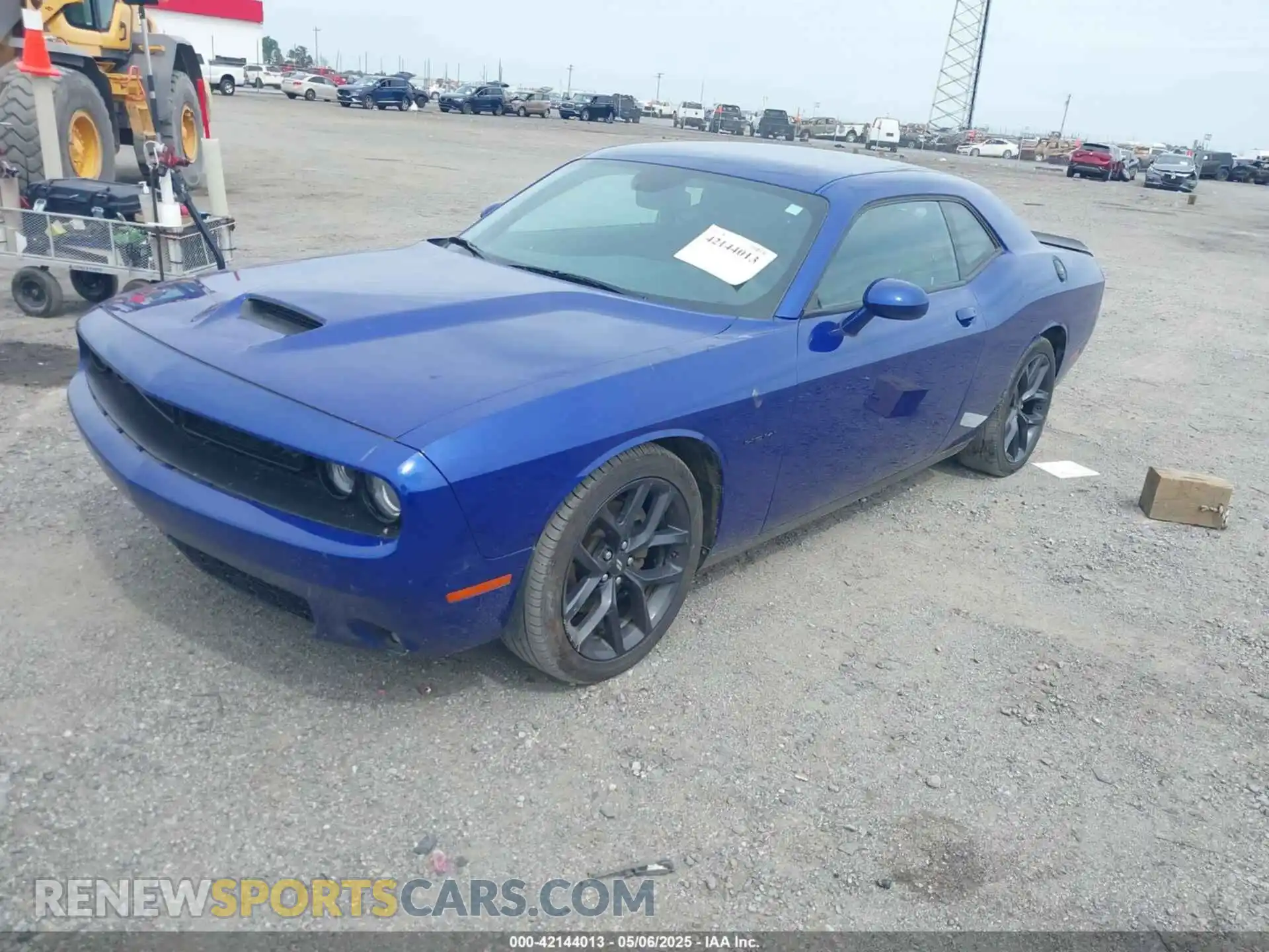 2 Photograph of a damaged car 2C3CDZBTXMH560367 DODGE CHALLENGER 2021