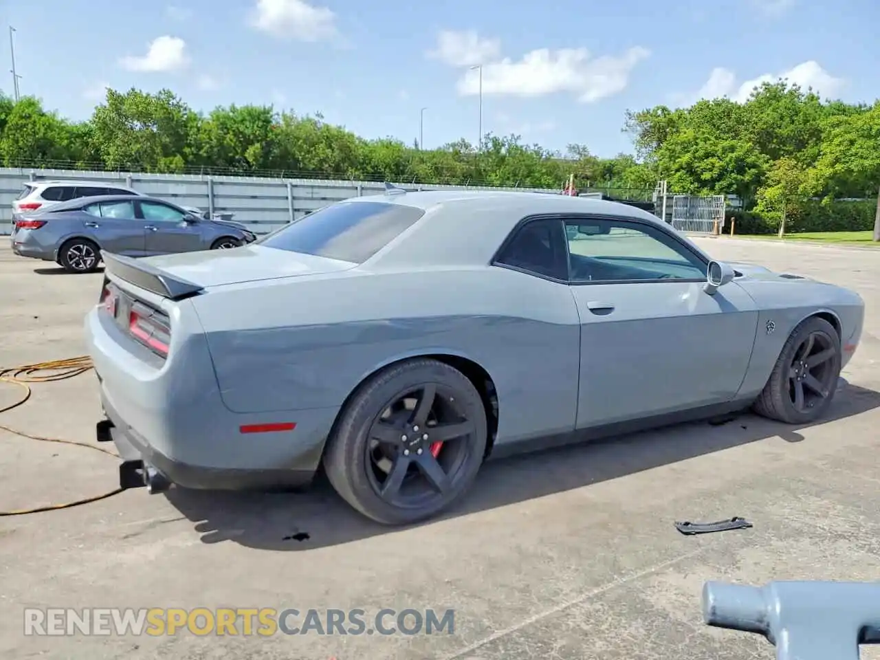 3 fotografías del automóvil dañado 2C3CDZC98MH683619 DODGE CHALLENGER 2021