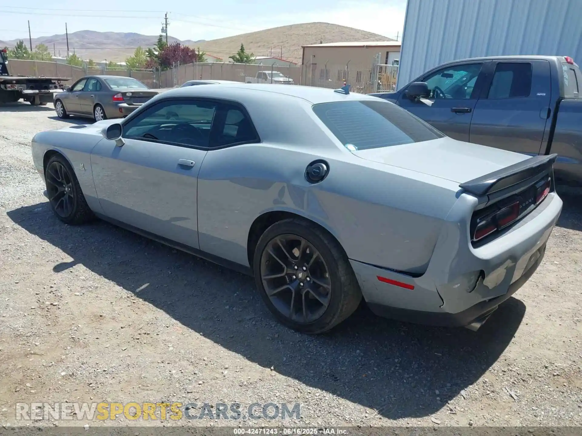 3 Photograph of a damaged car 2C3CDZFJ0MH627616 DODGE CHALLENGER 2021