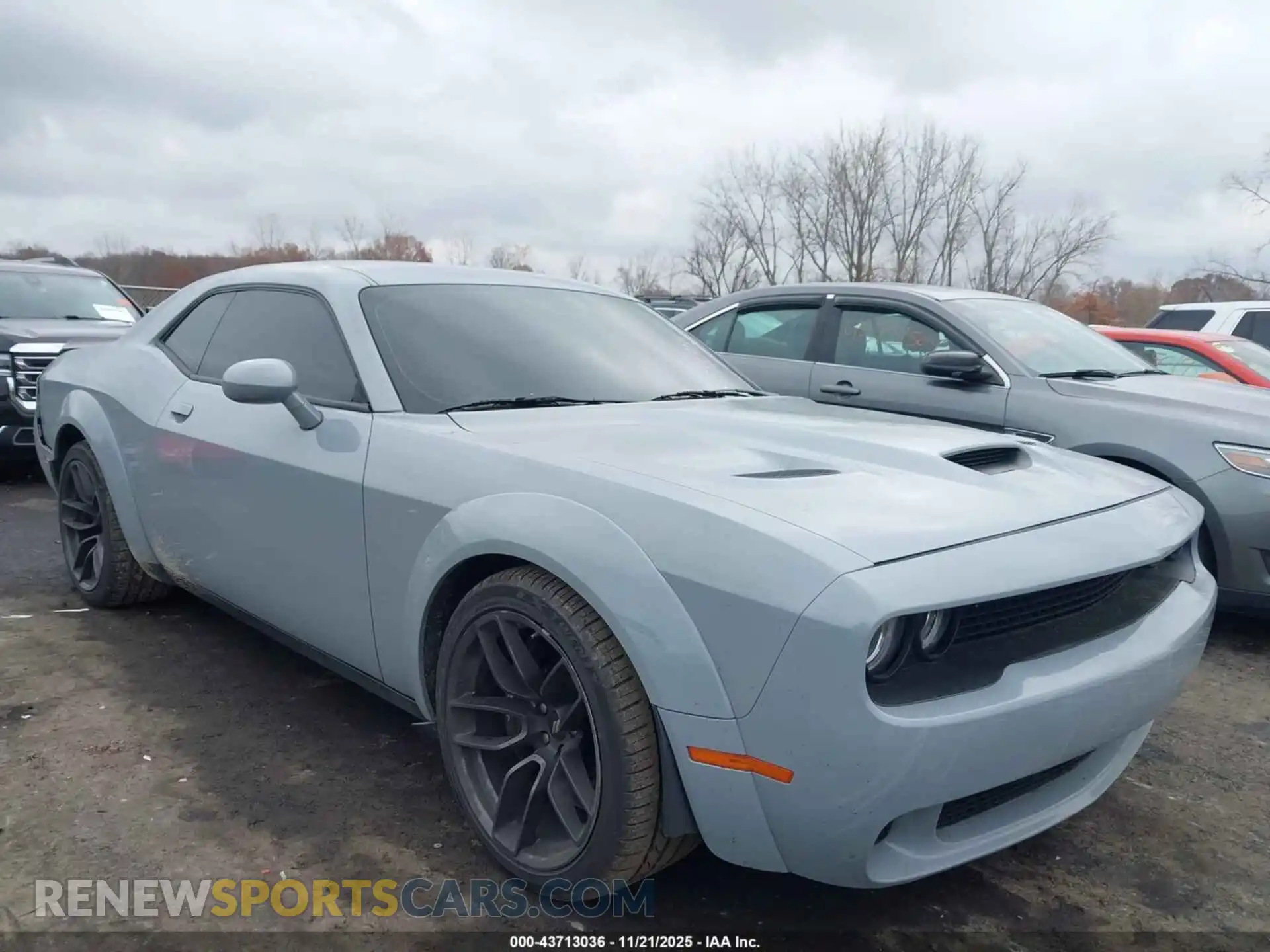 1 Photograph of a damaged car 2C3CDZFJ0MH680722 DODGE CHALLENGER 2021