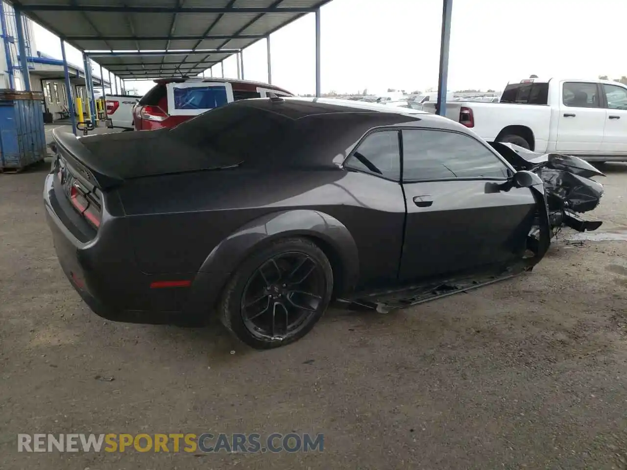 3 Photograph of a damaged car 2C3CDZFJ1MH568463 DODGE CHALLENGER 2021