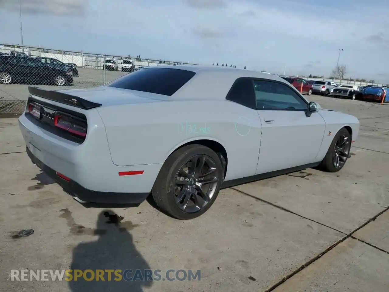 3 Photograph of a damaged car 2C3CDZFJ3MH614617 DODGE CHALLENGER 2021