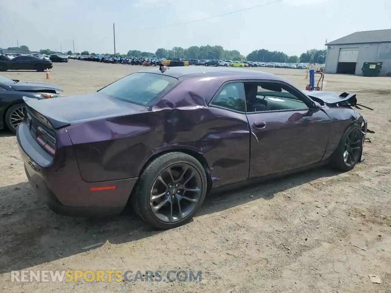 3 Photograph of a damaged car 2C3CDZFJ3MH635001 DODGE CHALLENGER 2021