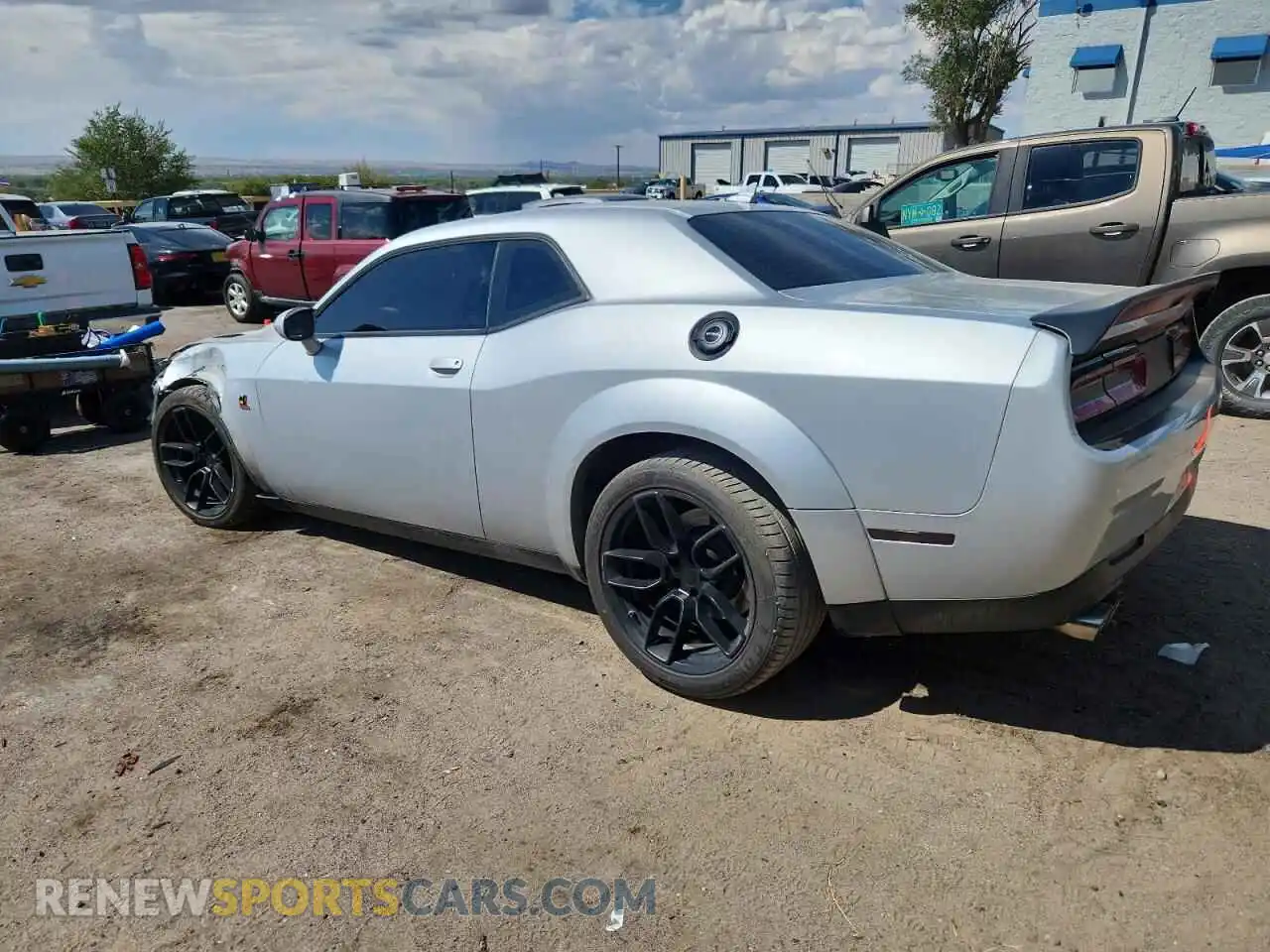 2 Photograph of a damaged car 2C3CDZFJ3MH646287 DODGE CHALLENGER 2021