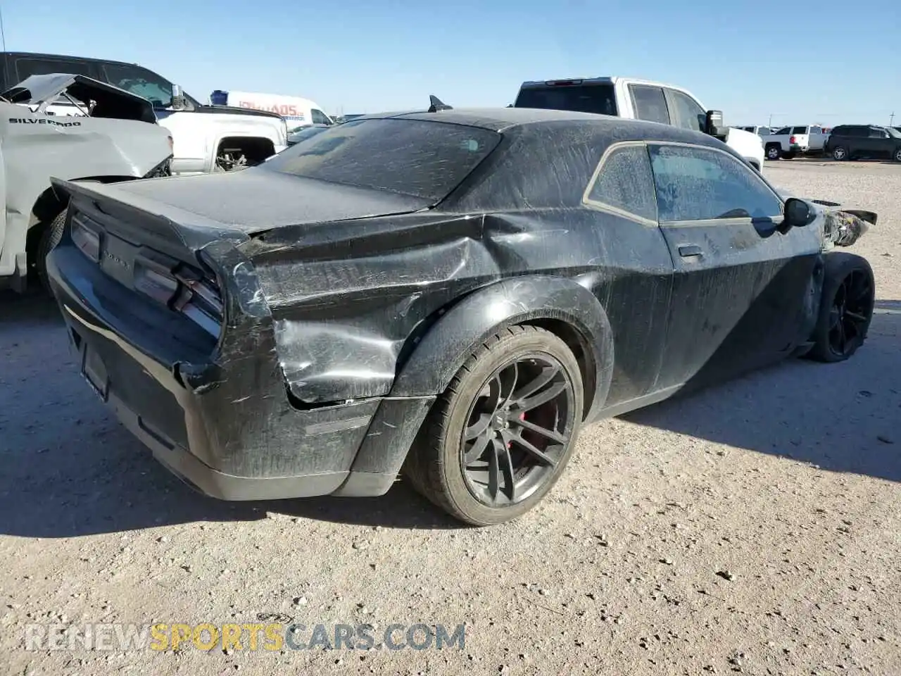 3 Photograph of a damaged car 2C3CDZFJ4MH521038 DODGE CHALLENGER 2021