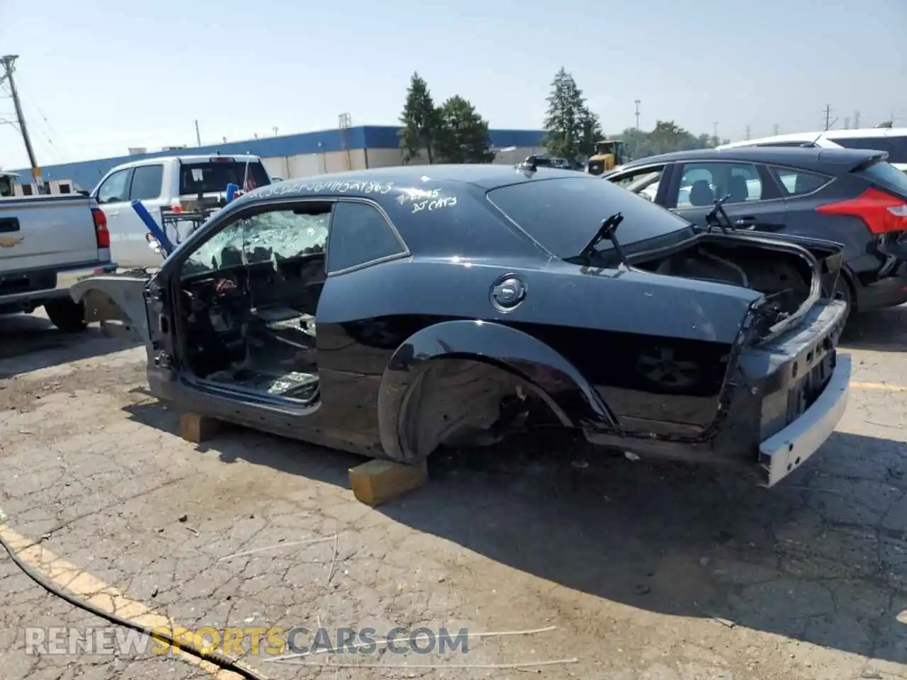 2 Photograph of a damaged car 2C3CDZFJ6MH524863 DODGE CHALLENGER 2021