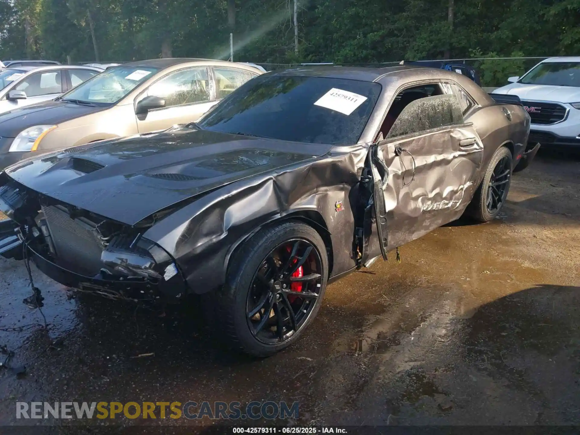 2 Photograph of a damaged car 2C3CDZFJ7MH676828 DODGE CHALLENGER 2021