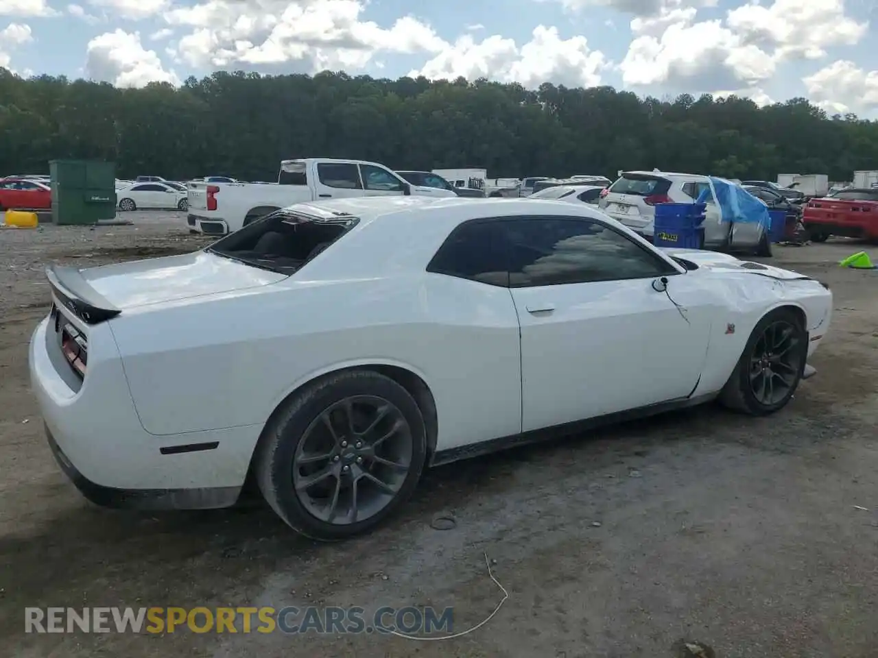 3 Photograph of a damaged car 2C3CDZFJ8MH526646 DODGE CHALLENGER 2021