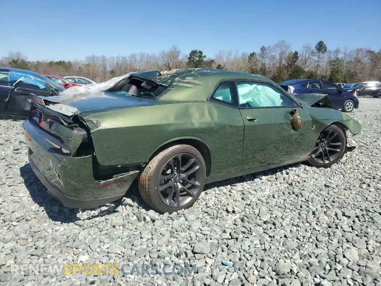 3 Photograph of a damaged car 2C3CDZFJ8MH526811 DODGE CHALLENGER 2021