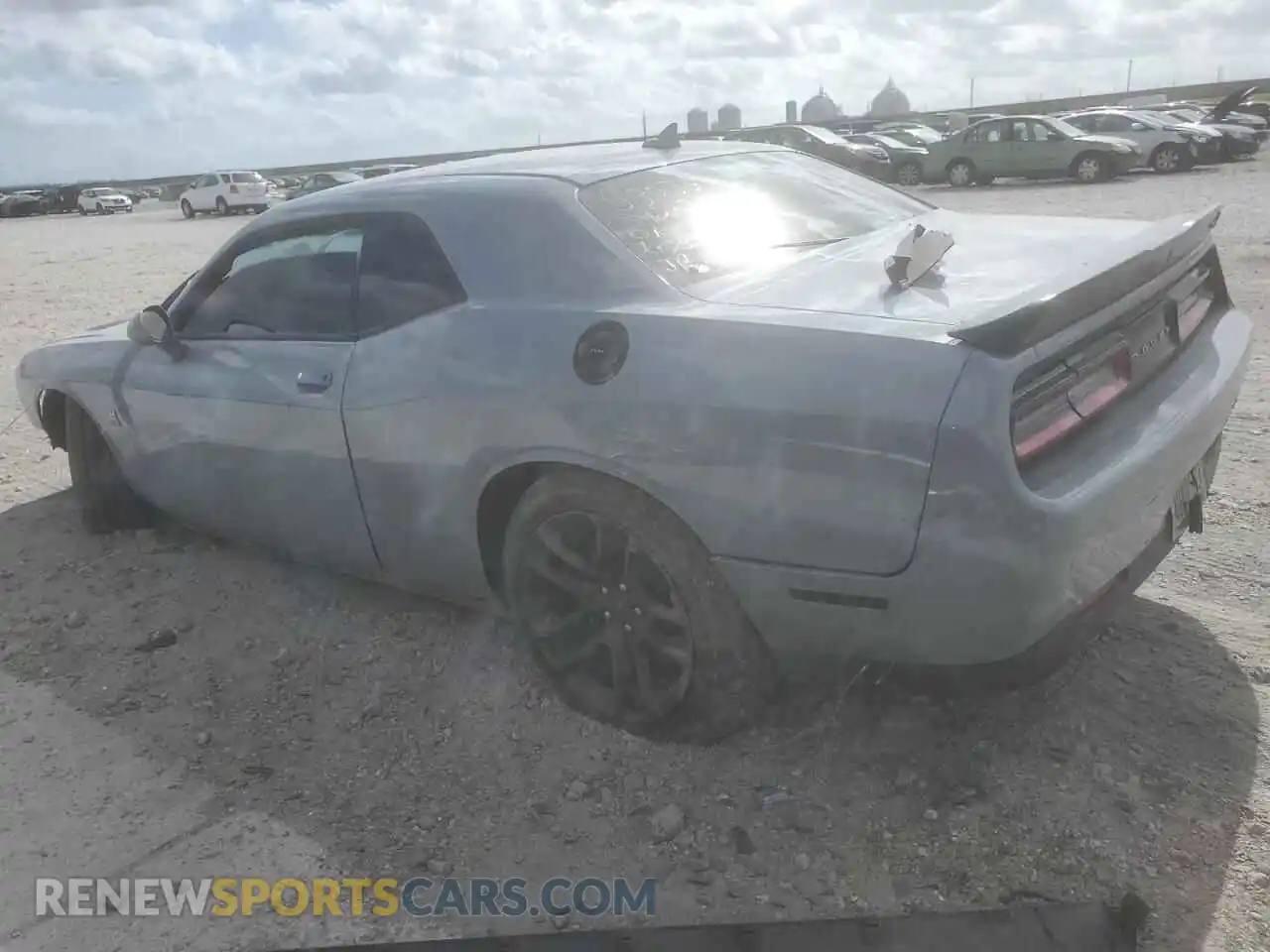 2 Photograph of a damaged car 2C3CDZFJ9MH655429 DODGE CHALLENGER 2021