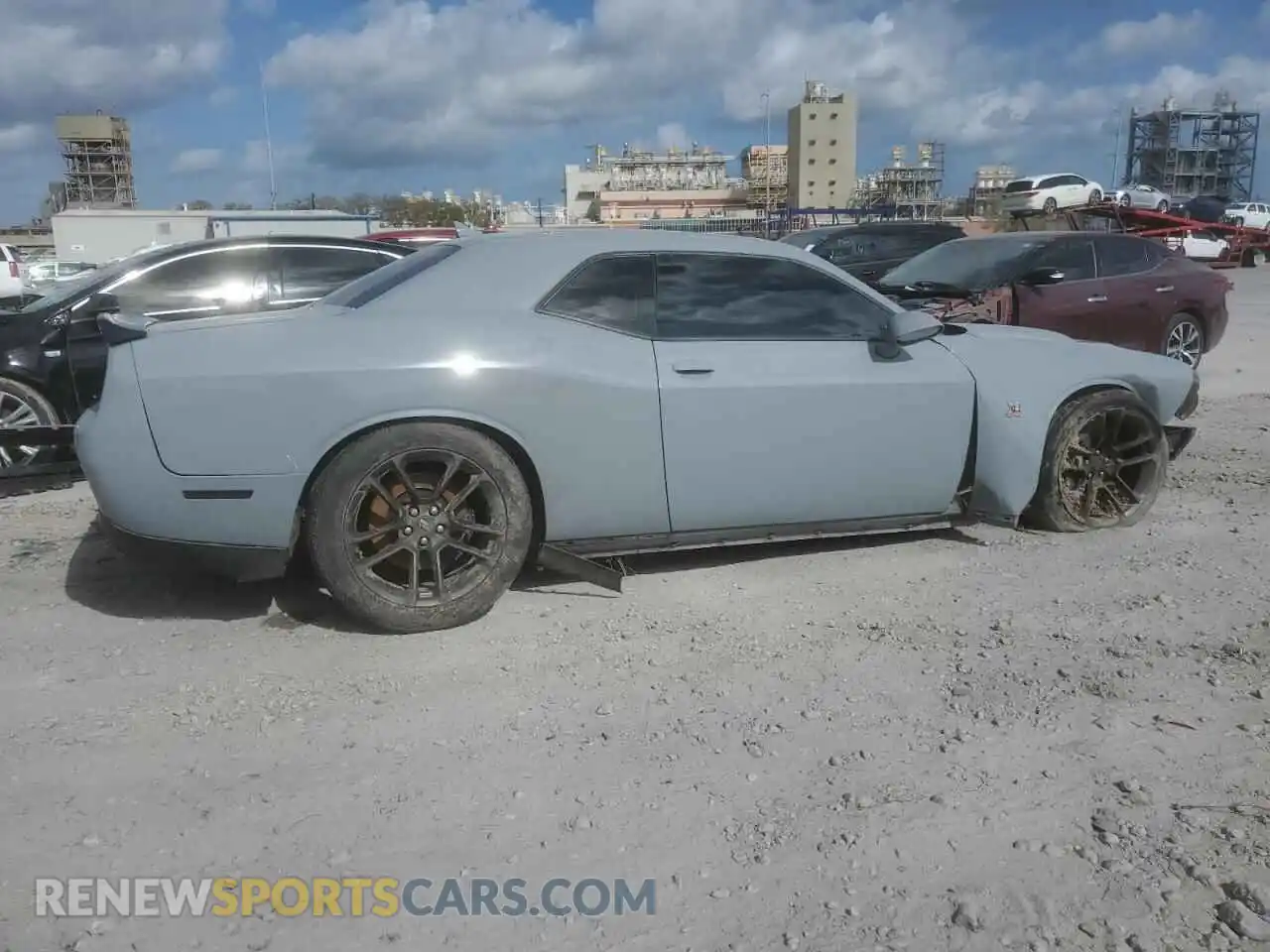 3 Photograph of a damaged car 2C3CDZFJ9MH655429 DODGE CHALLENGER 2021