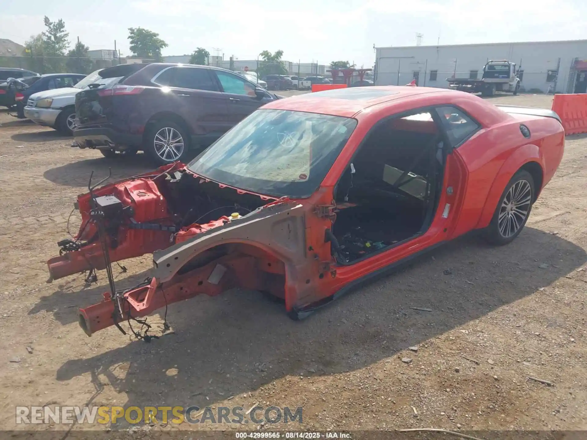 2 Photograph of a damaged car 2C3CDZFJXMH567313 DODGE CHALLENGER 2021