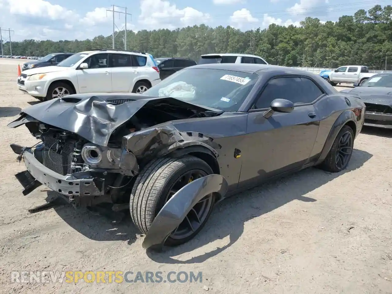 1 Photograph of a damaged car 2C3CDZFJXMH664561 DODGE CHALLENGER 2021
