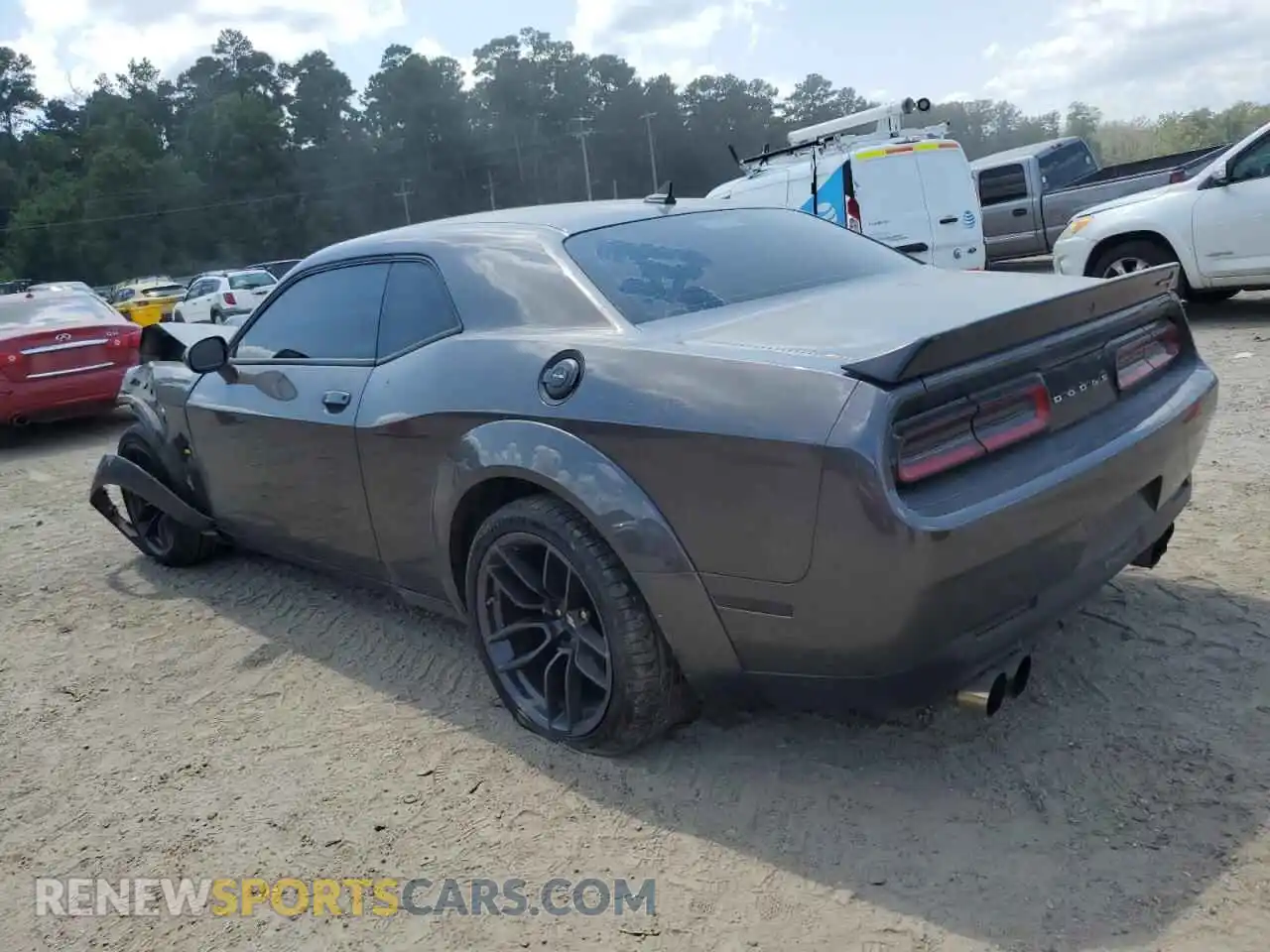 2 Photograph of a damaged car 2C3CDZFJXMH664561 DODGE CHALLENGER 2021