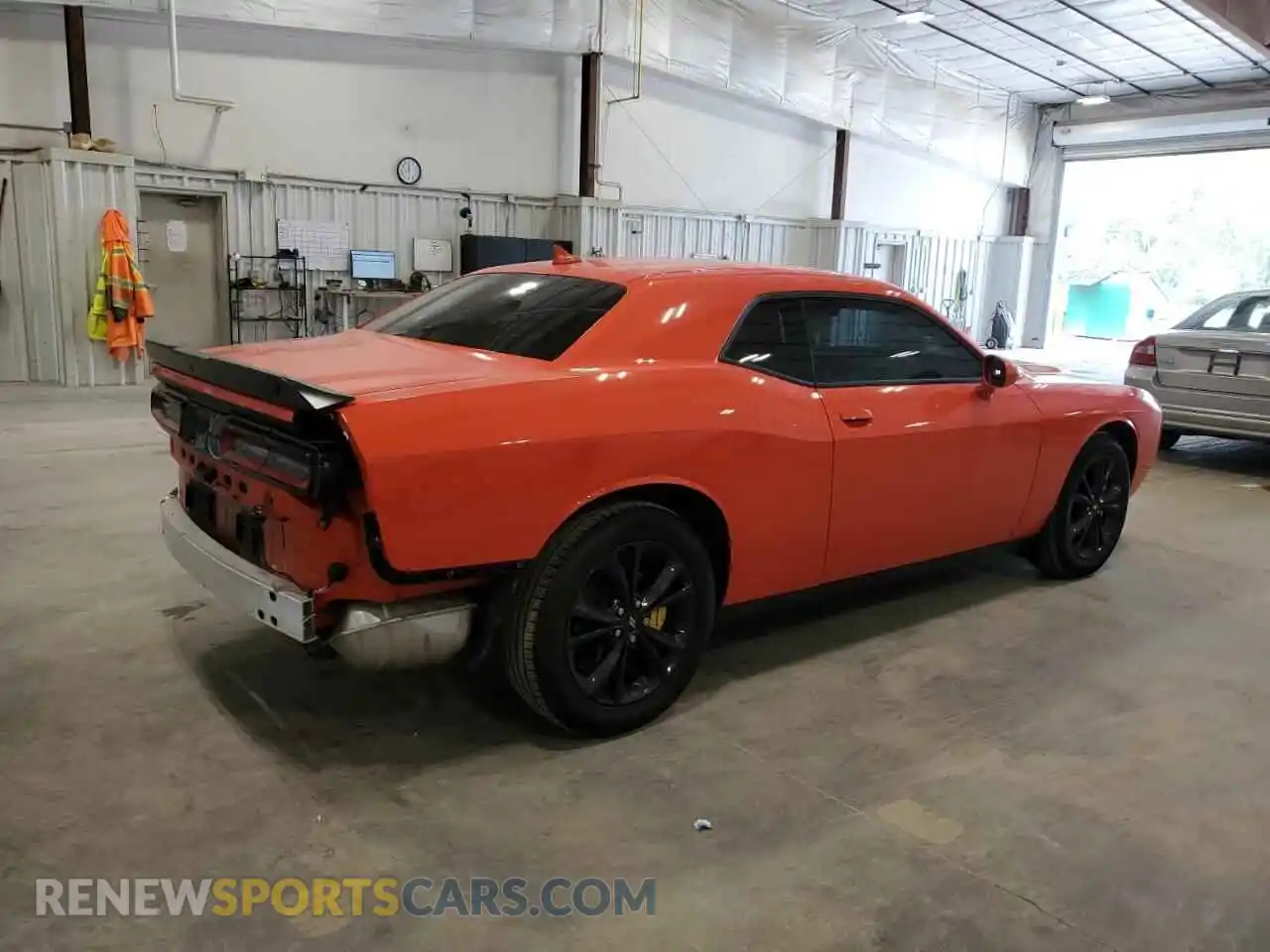 3 Photograph of a damaged car 2C3CDZGG7MH611075 DODGE CHALLENGER 2021