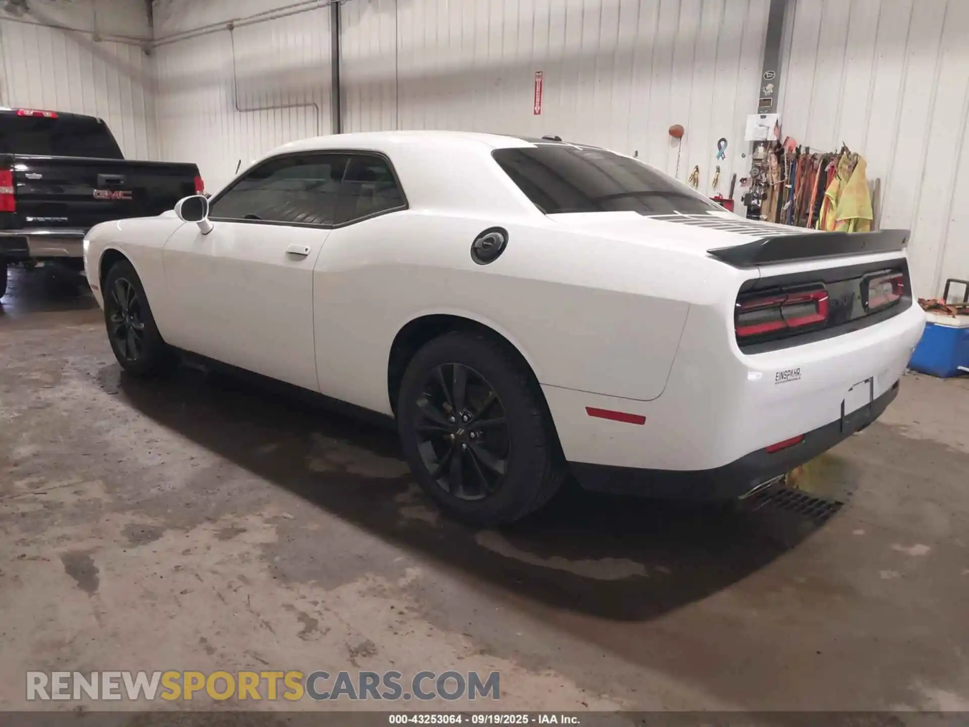 3 Photograph of a damaged car 2C3CDZGG7MH611190 DODGE CHALLENGER 2021