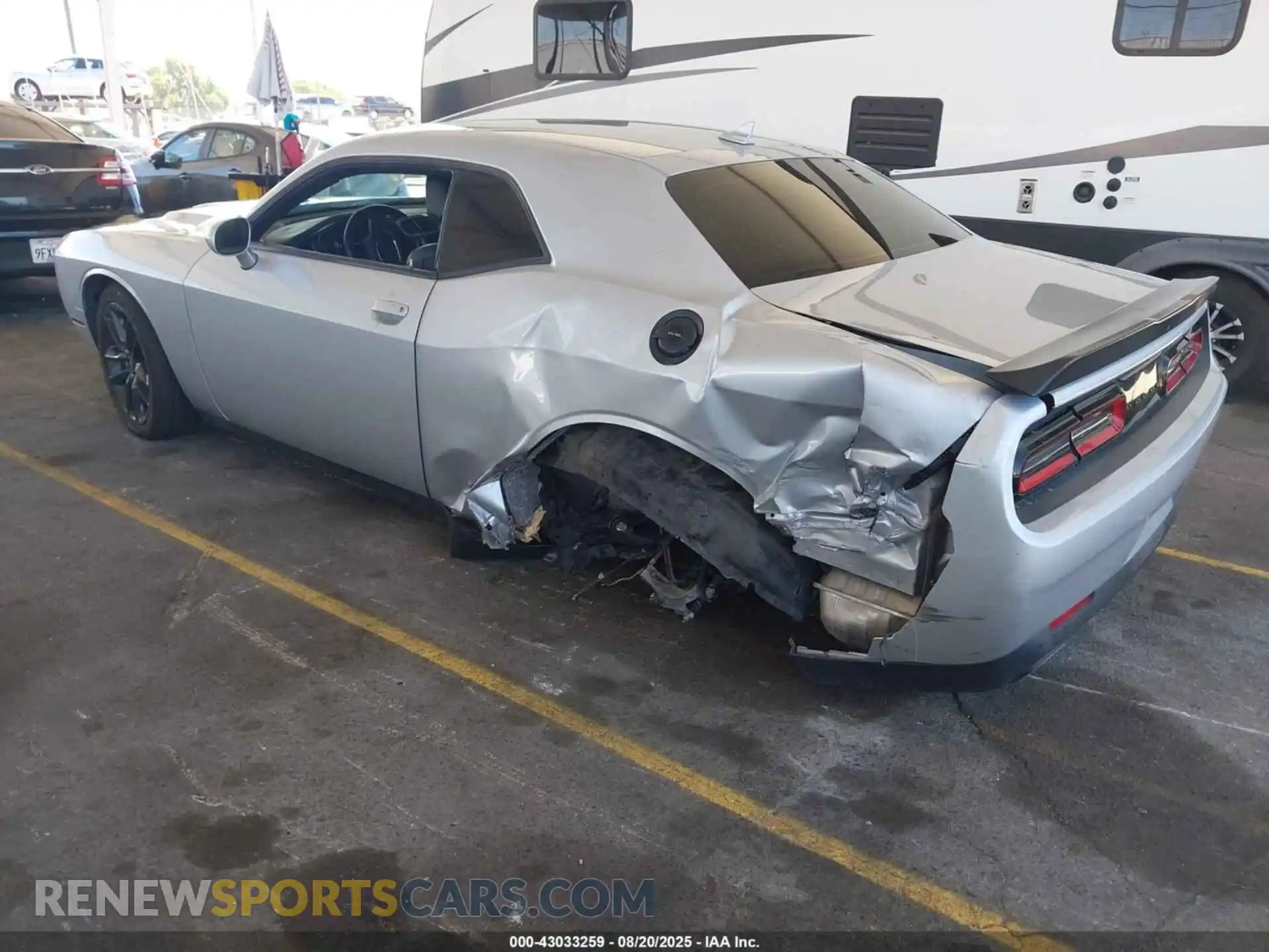 3 Photograph of a damaged car 2C3CDZGG7MH611271 DODGE CHALLENGER 2021