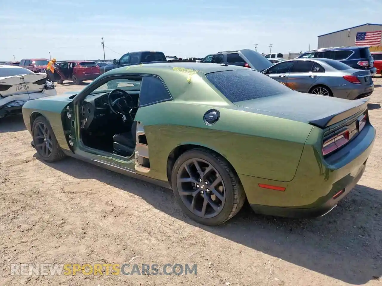 2 Photograph of a damaged car 2C3CDZJG0MH517547 DODGE CHALLENGER 2021