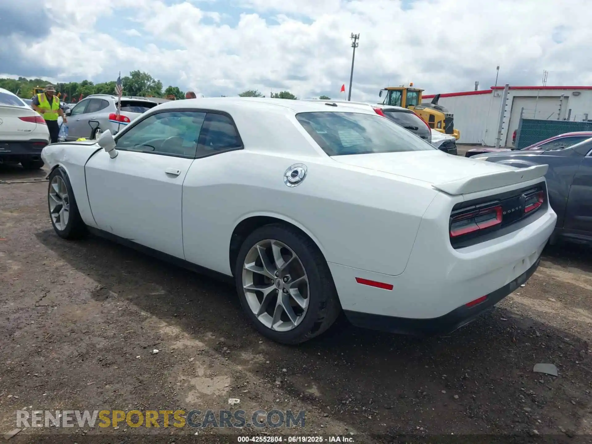 3 Photograph of a damaged car 2C3CDZJG2MH615754 DODGE CHALLENGER 2021