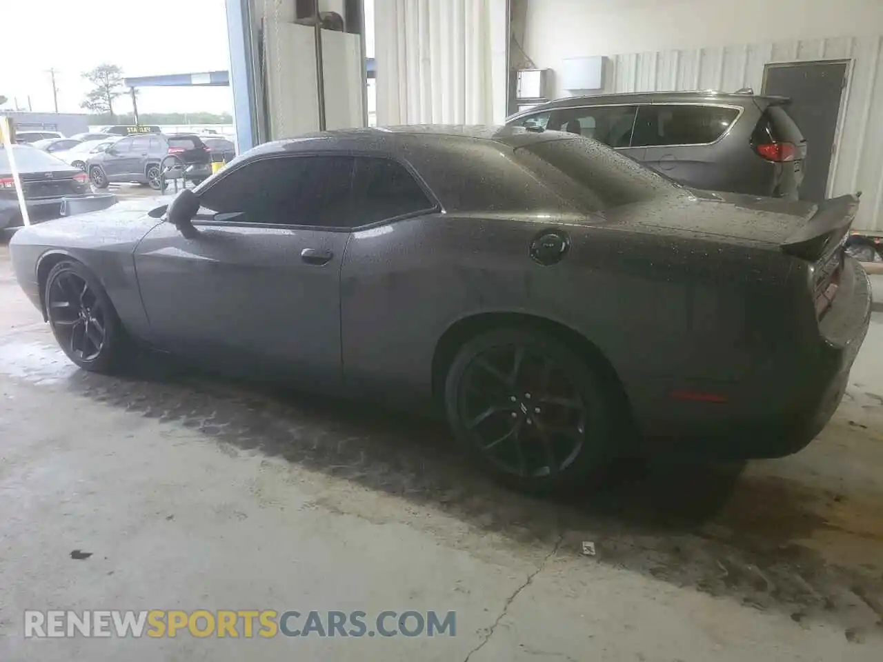 2 Photograph of a damaged car 2C3CDZJG2MH665196 DODGE CHALLENGER 2021